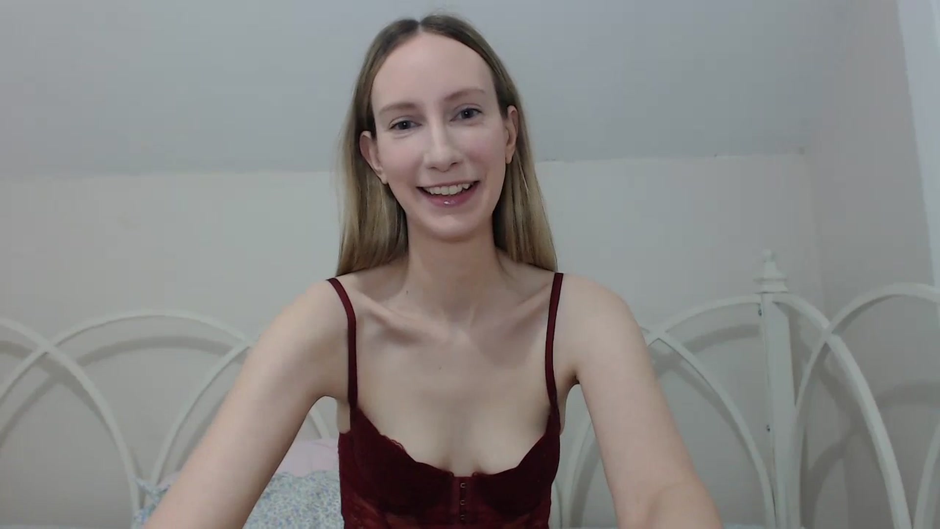 Gallery image thumbnail from ChloeMadden's myfreecams stream on, 06/08/2024, 20:25 image 16 of 20
