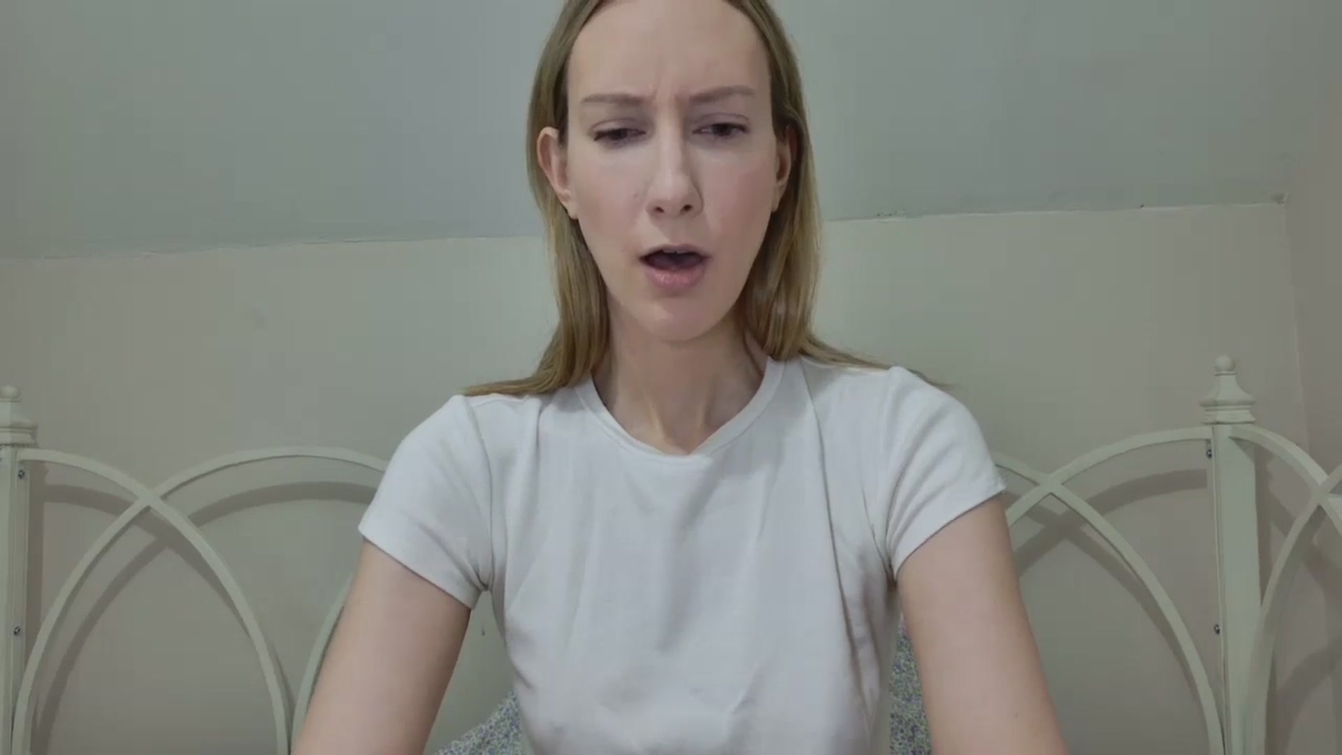 Gallery image thumbnail from ChloeMadden's myfreecams stream on, 08/12/2024, 21:19 image 18 of 20