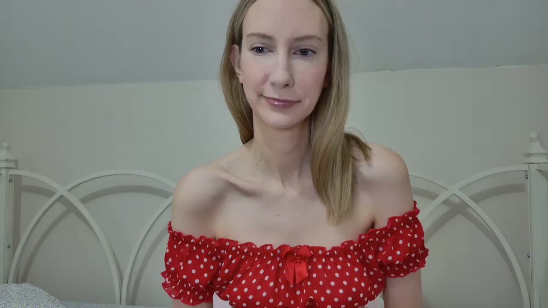 Gallery image thumbnail from ChloeMadden's myfreecams stream on, 08/23/2024, 20:50 image 2 of 20