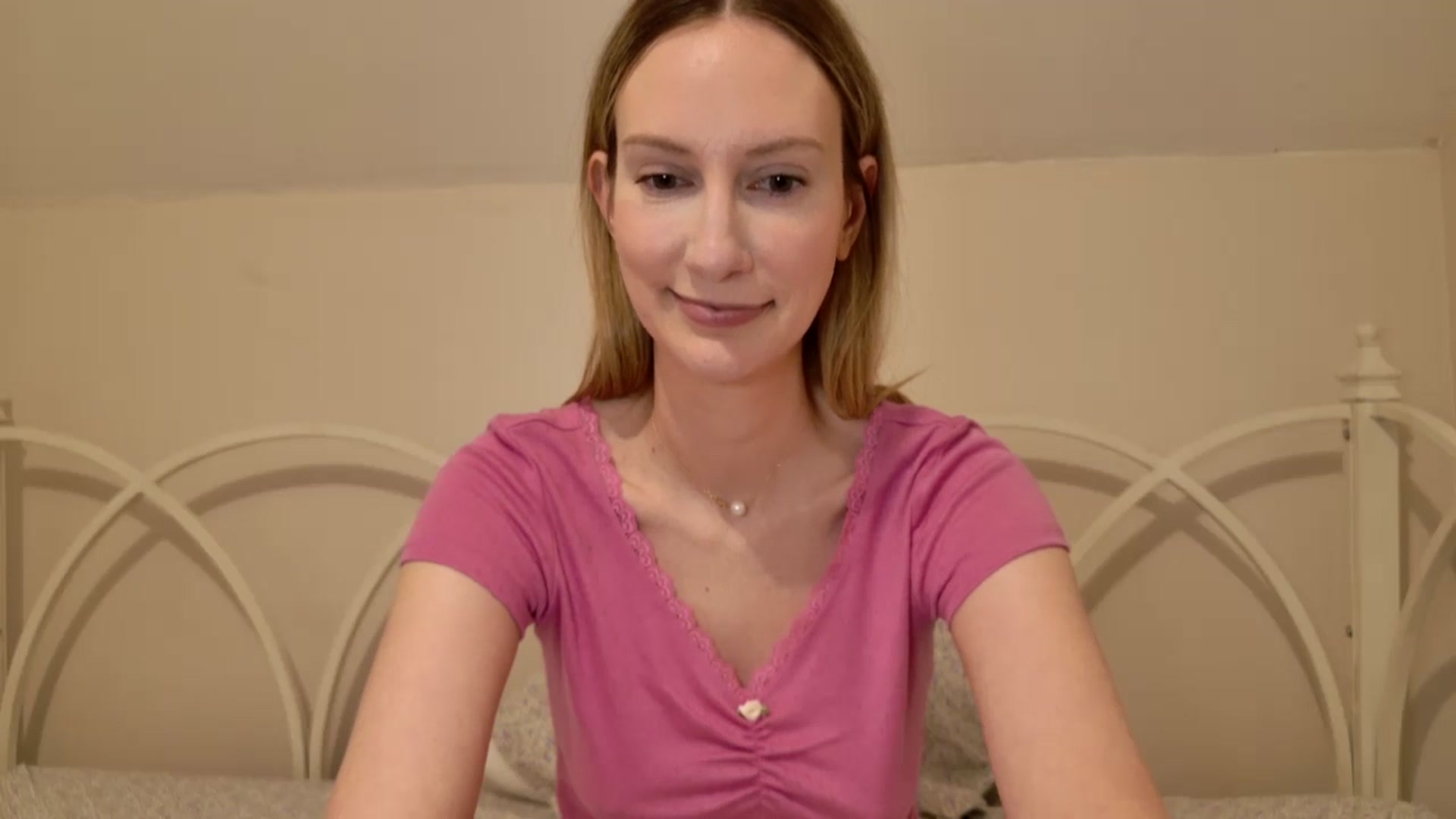 Gallery image thumbnail from ChloeMadden's myfreecams stream on, 11/04/2024, 04:29 image 8 of 20