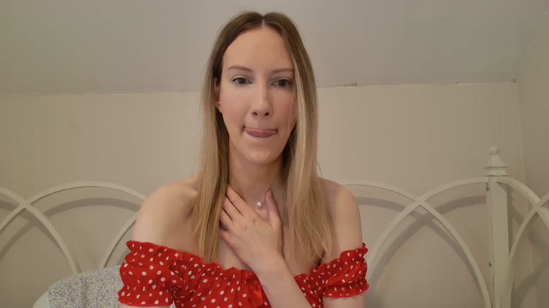Gallery image thumbnail from ChloeMadden's myfreecams stream on, 01/01/2025, 16:51 image 6 of 20