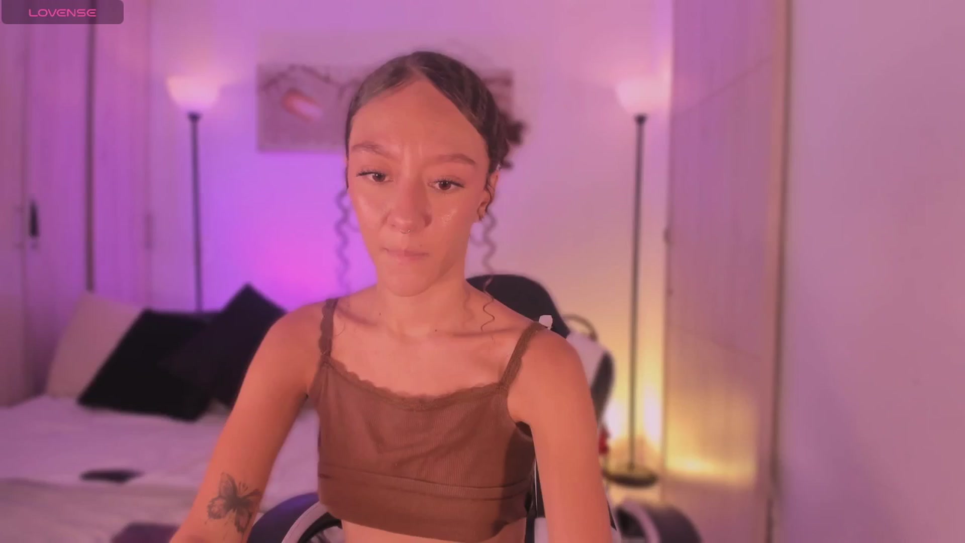 Gallery image thumbnail from ChloeMoreti's myfreecams stream on, 01/02/2026, 14:20 image 10 of 20