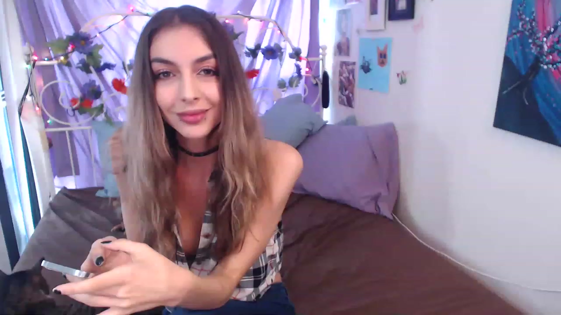 Gallery image thumbnail from ChloeNightxo's myfreecams stream on, 11/15/2022, 23:07 image 14 of 20
