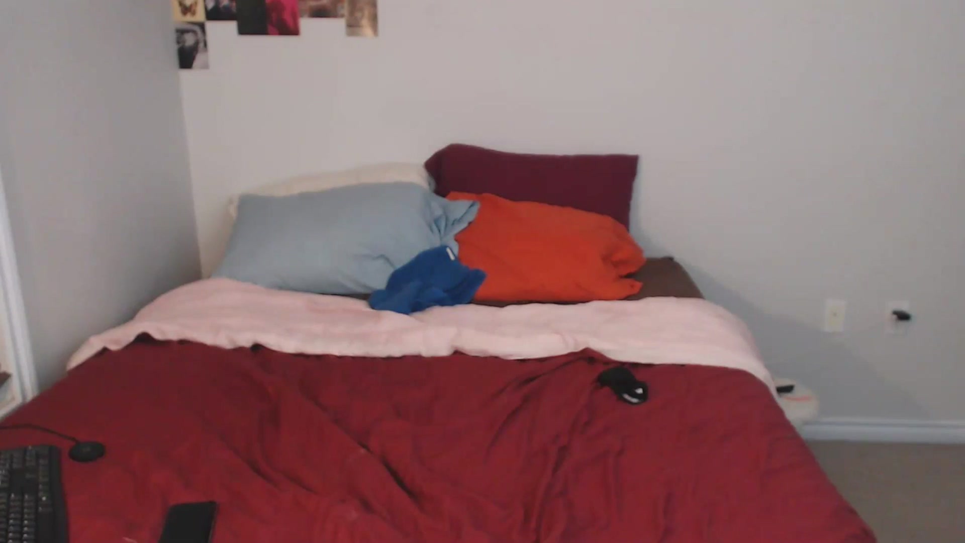 Gallery image thumbnail from ChloeNightxo's myfreecams stream on, 06/13/2023, 07:33 image 8 of 20