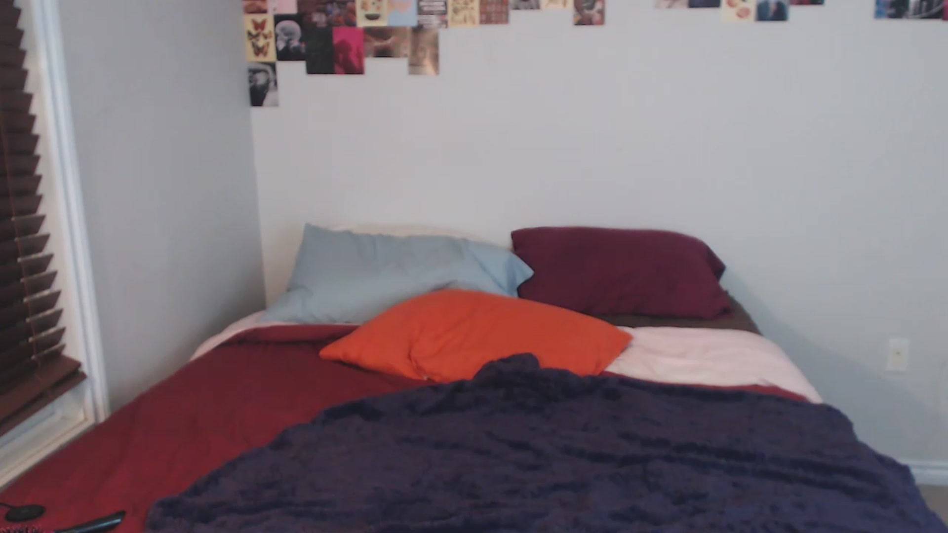 Gallery image thumbnail from ChloeNightxo's myfreecams stream on, 06/21/2023, 10:03 image 6 of 20