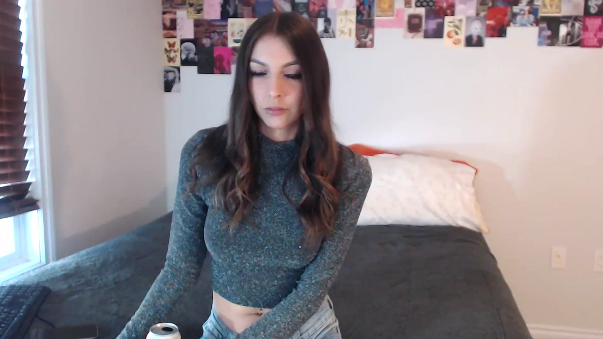 Gallery image thumbnail from ChloeNightxo's myfreecams stream on, 08/26/2023, 24:38 image 8 of 20