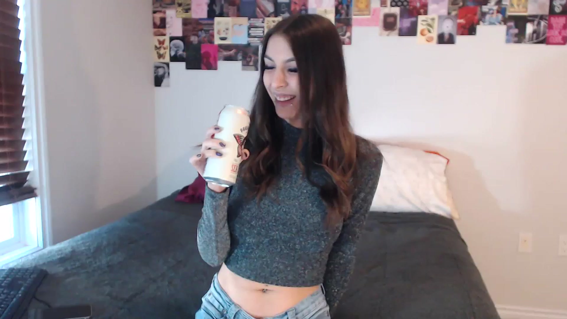 Gallery image thumbnail from ChloeNightxo's myfreecams stream on, 08/26/2023, 24:38 image 4 of 20