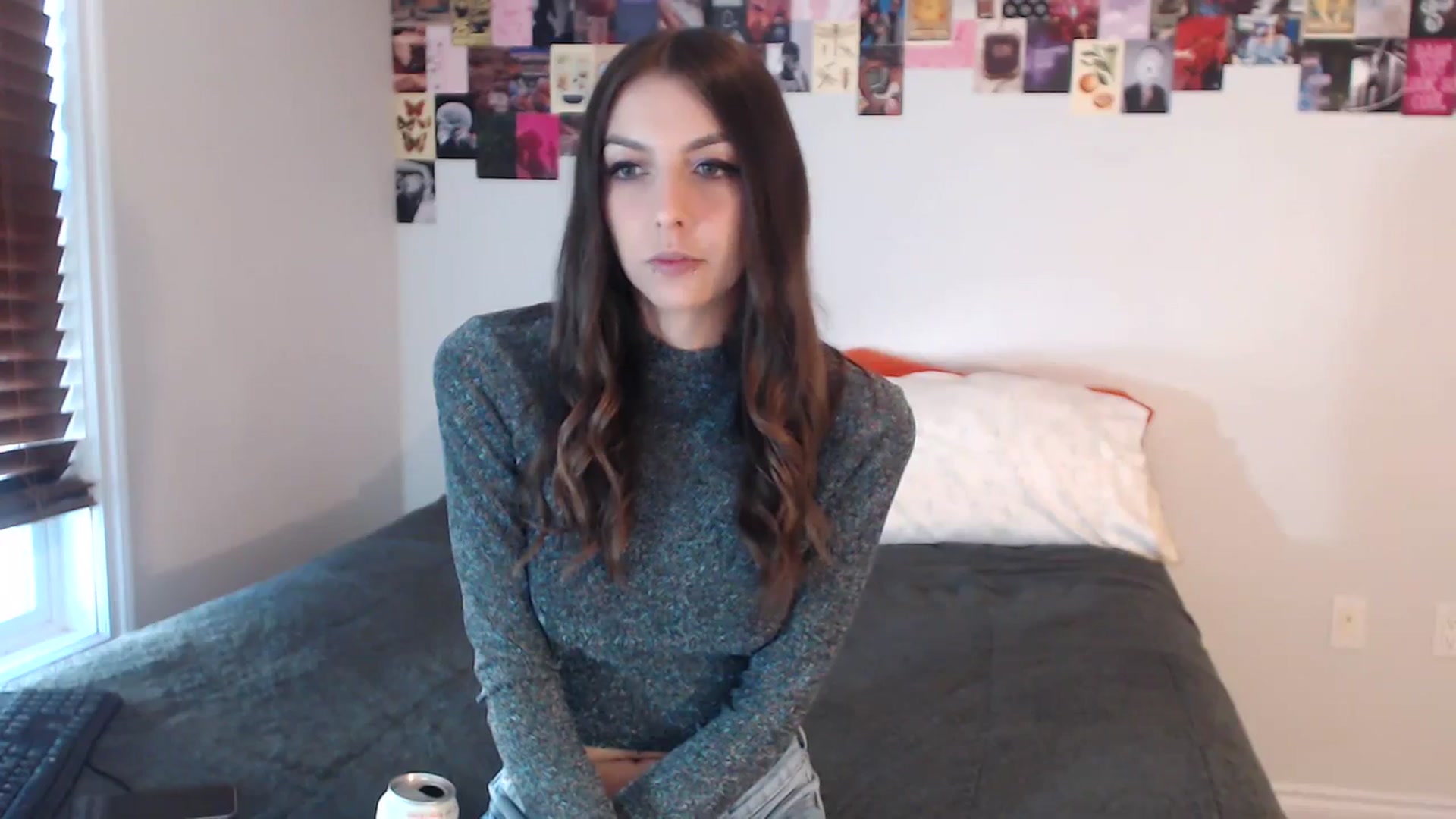 Gallery image thumbnail from ChloeNightxo's myfreecams stream on, 08/26/2023, 24:38 image 14 of 20