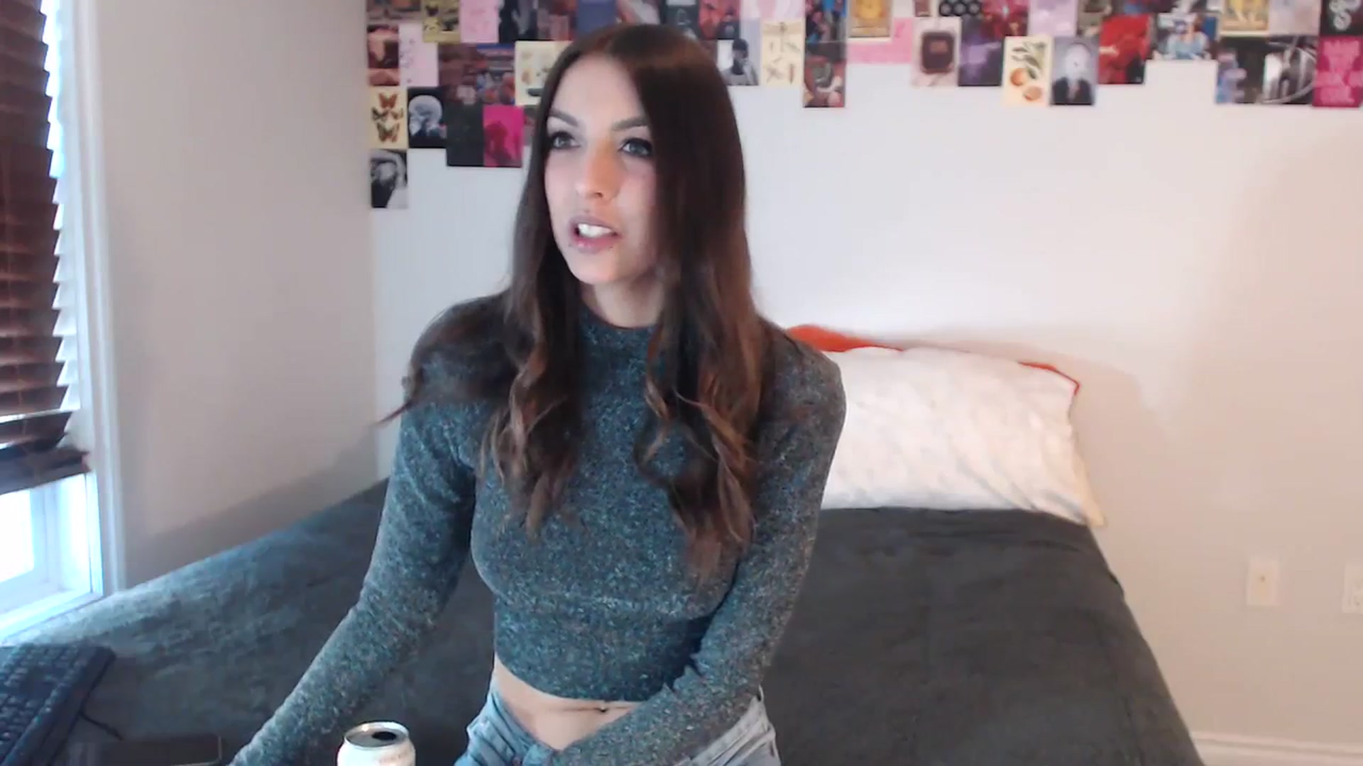Gallery image thumbnail from ChloeNightxo's myfreecams stream on, 08/26/2023, 24:38 image 5 of 20