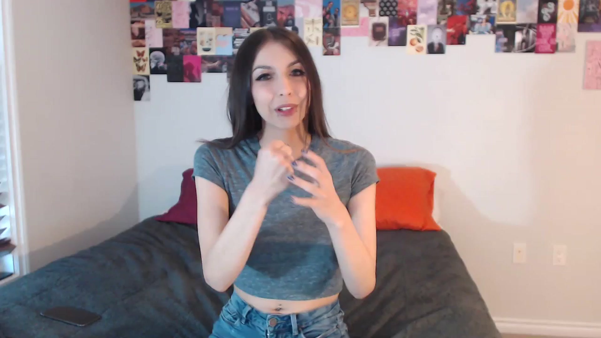Gallery image thumbnail from ChloeNightxo's myfreecams stream on, 09/01/2023, 24:01 image 9 of 20