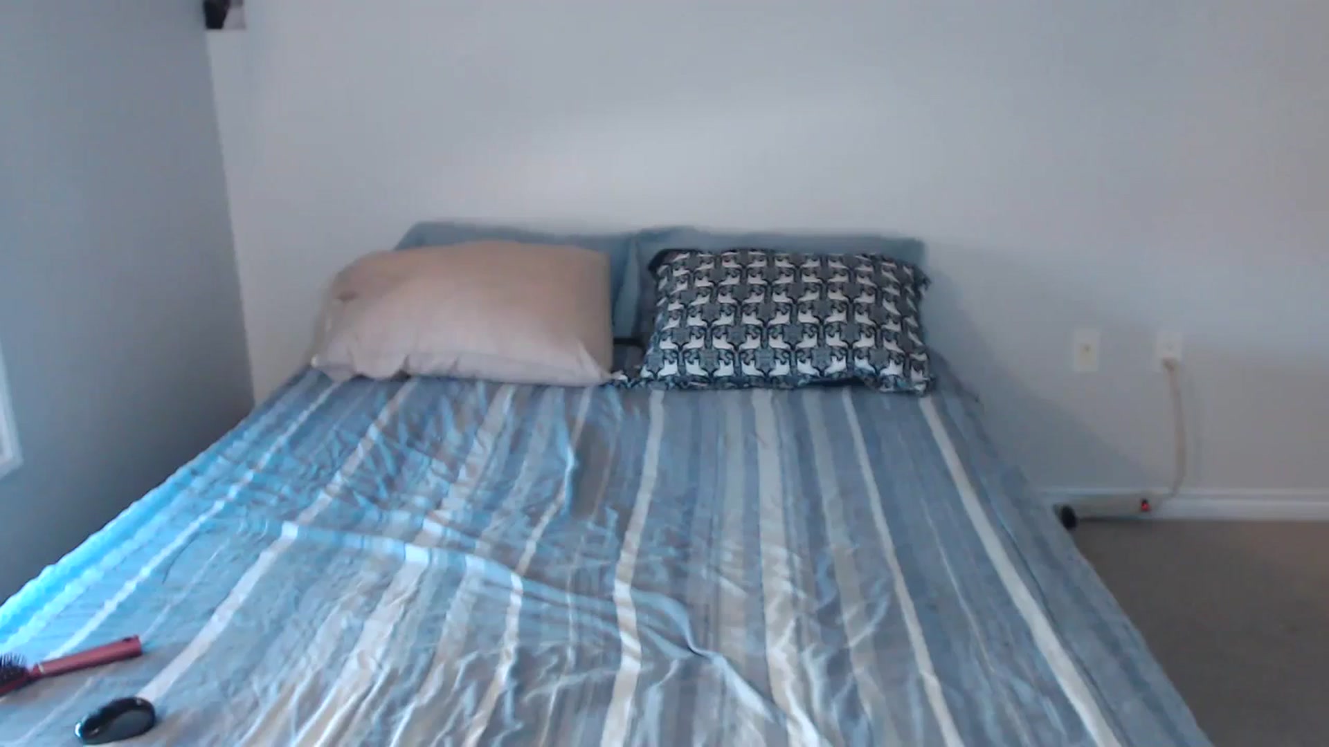 Gallery image thumbnail from ChloeNightxo's myfreecams stream on, 10/12/2023, 23:40 image 19 of 20