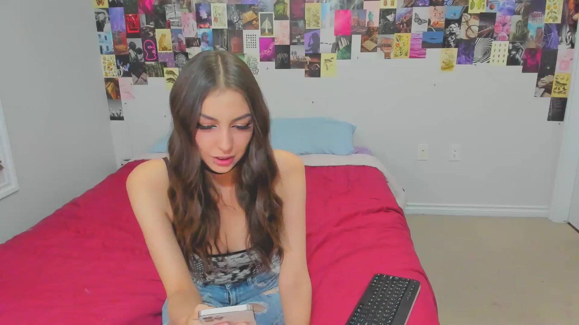 Gallery image thumbnail from ChloeNightxo's myfreecams stream on, 07/31/2024, 09:54 image 14 of 20
