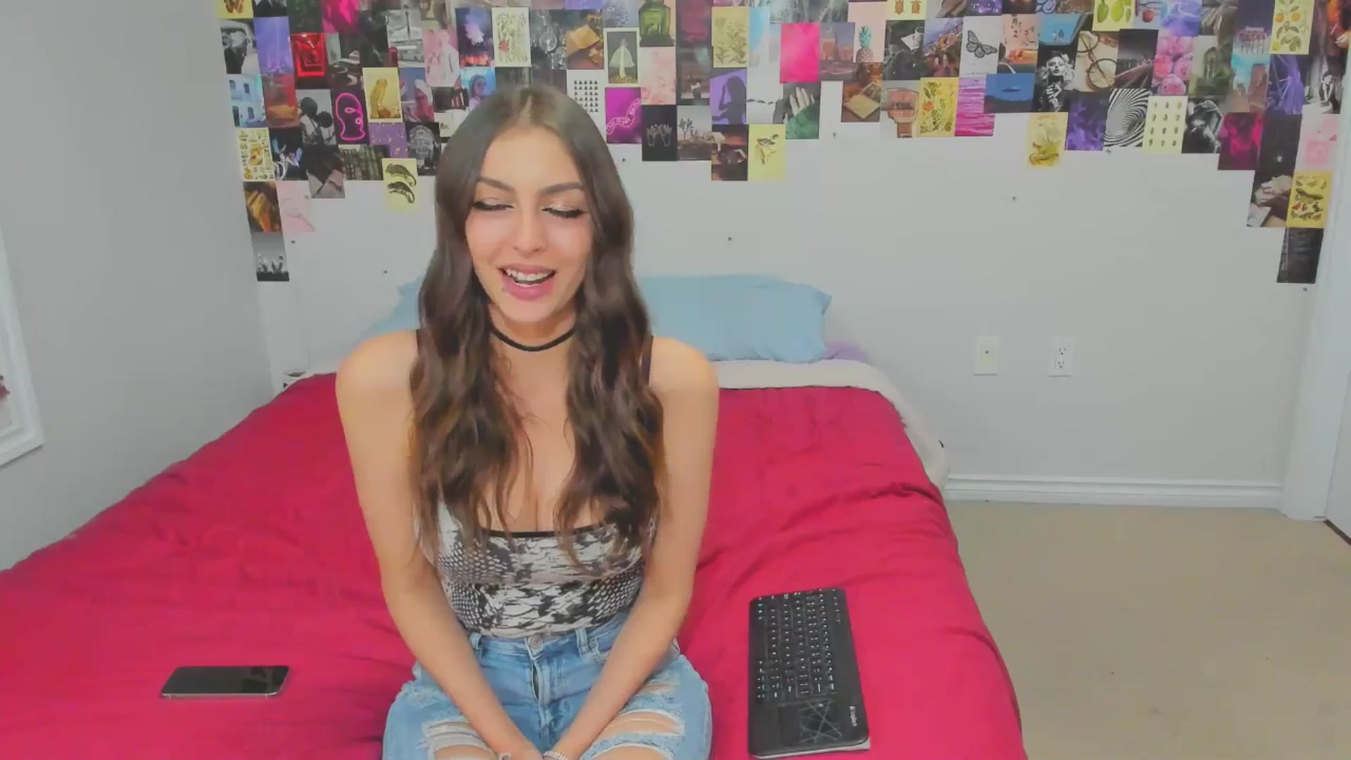 Gallery image thumbnail from ChloeNightxo's myfreecams stream on, 07/31/2024, 09:54 image 16 of 20
