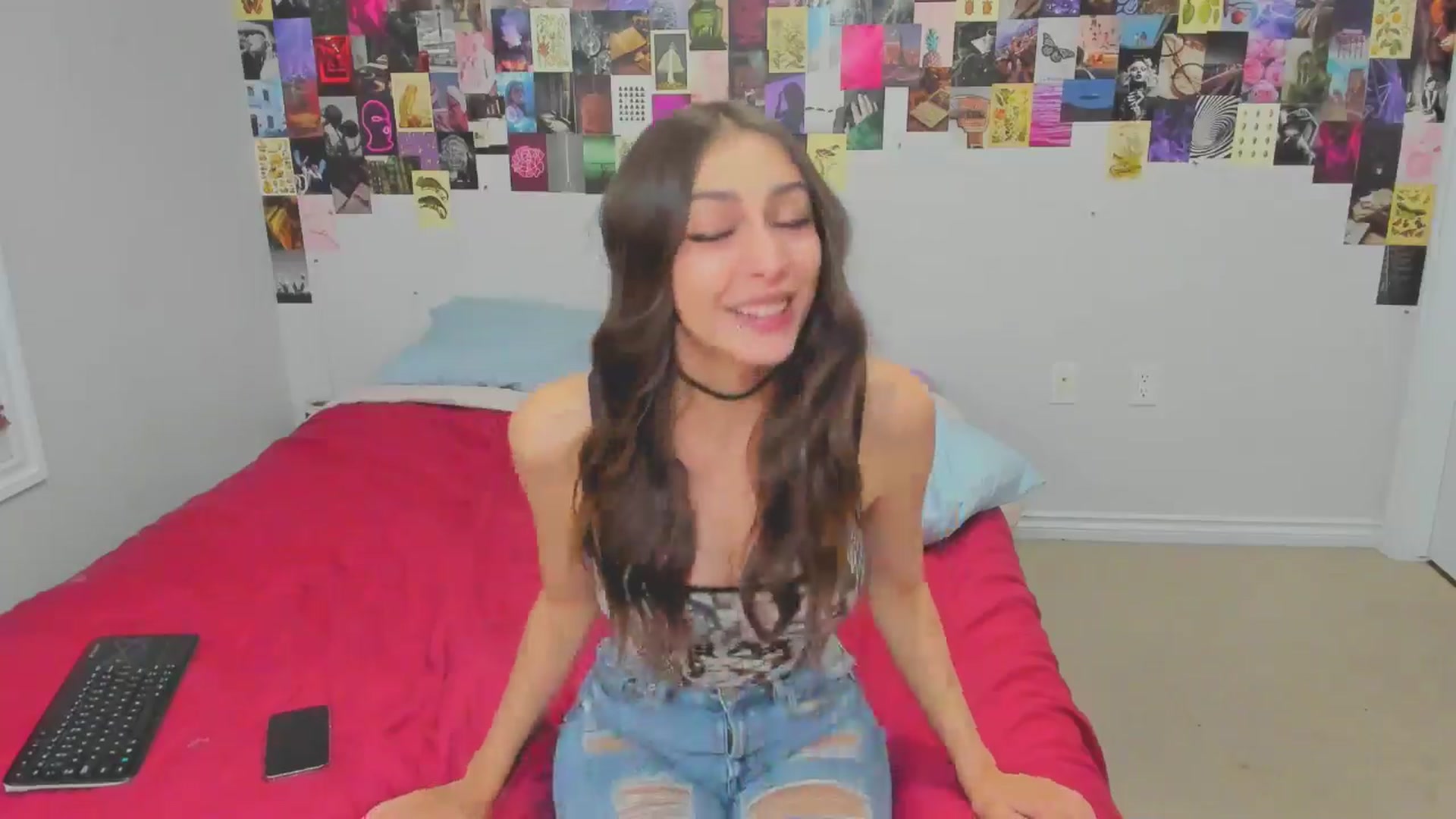 Gallery image thumbnail from ChloeNightxo's myfreecams stream on, 07/31/2024, 10:31 image 15 of 20
