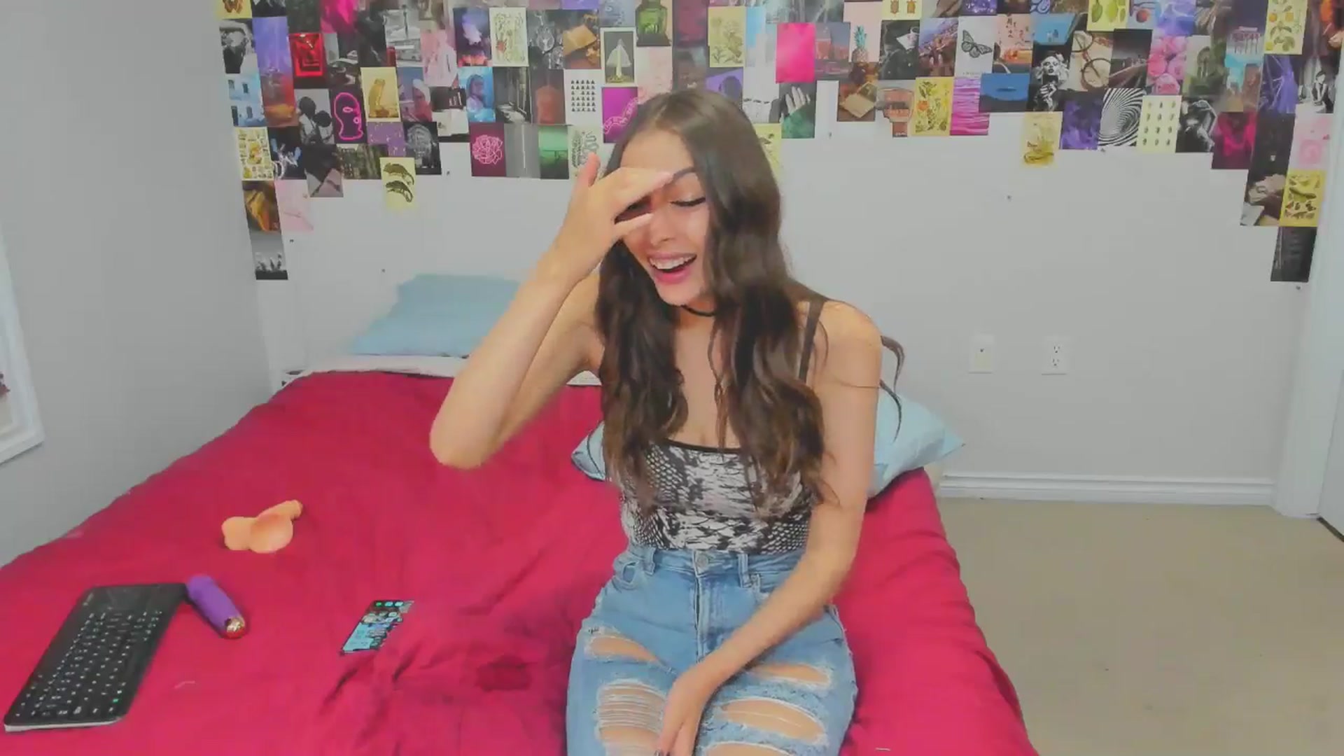 Gallery image thumbnail from ChloeNightxo's myfreecams stream on, 07/31/2024, 10:31 image 2 of 20