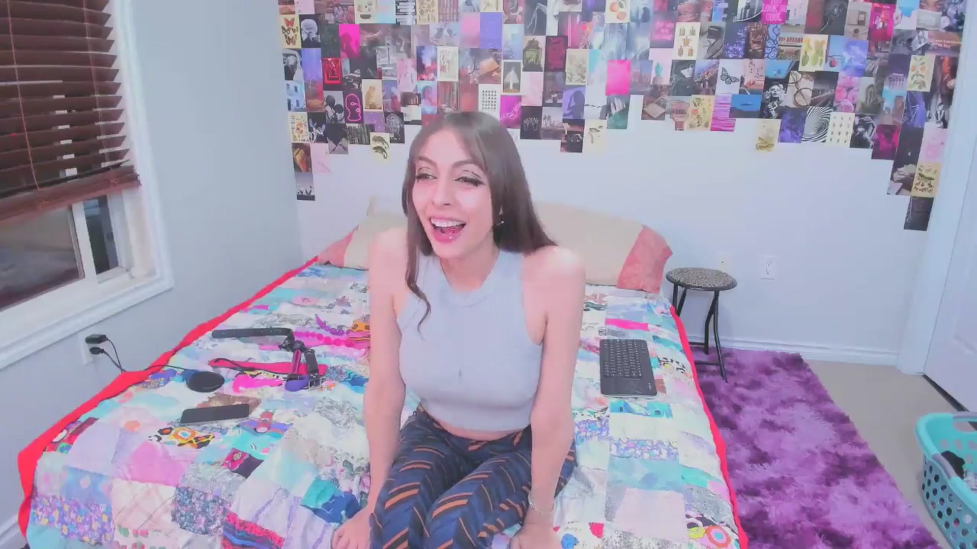 Gallery image thumbnail from ChloeNightxo's myfreecams stream on, 01/29/2025, 03:51 image 5 of 20