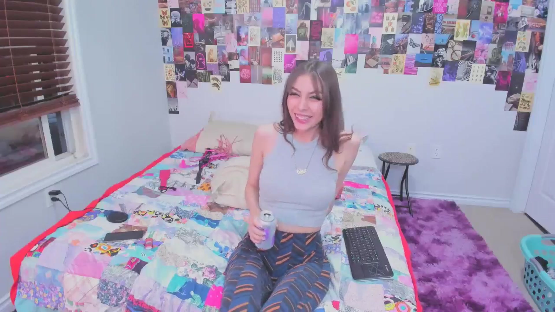 Gallery image thumbnail from ChloeNightxo's myfreecams stream on, 01/29/2025, 03:51 image 9 of 20