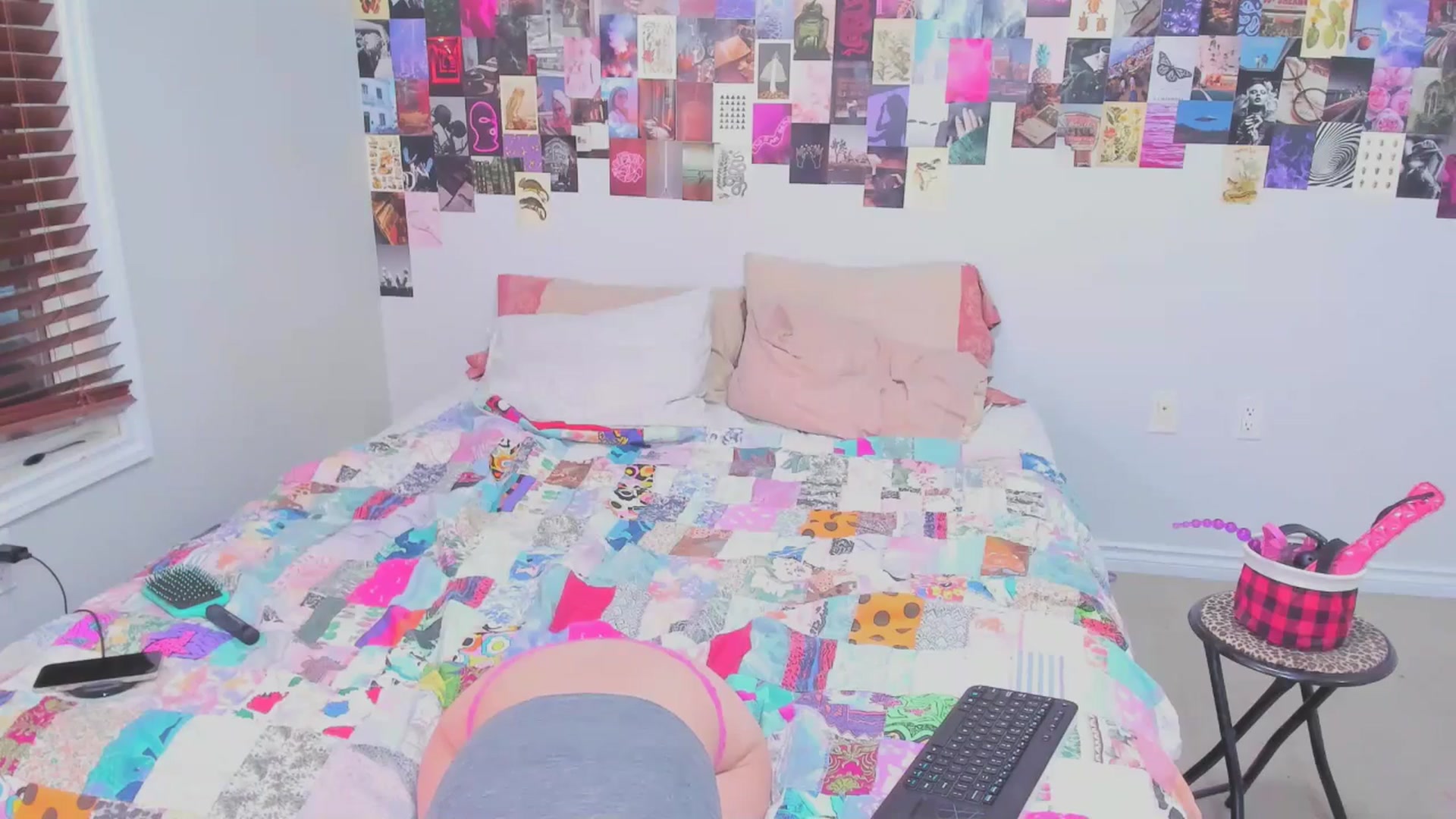 Gallery image thumbnail from ChloeNightxo's myfreecams stream on, 02/03/2025, 10:23 image 2 of 20