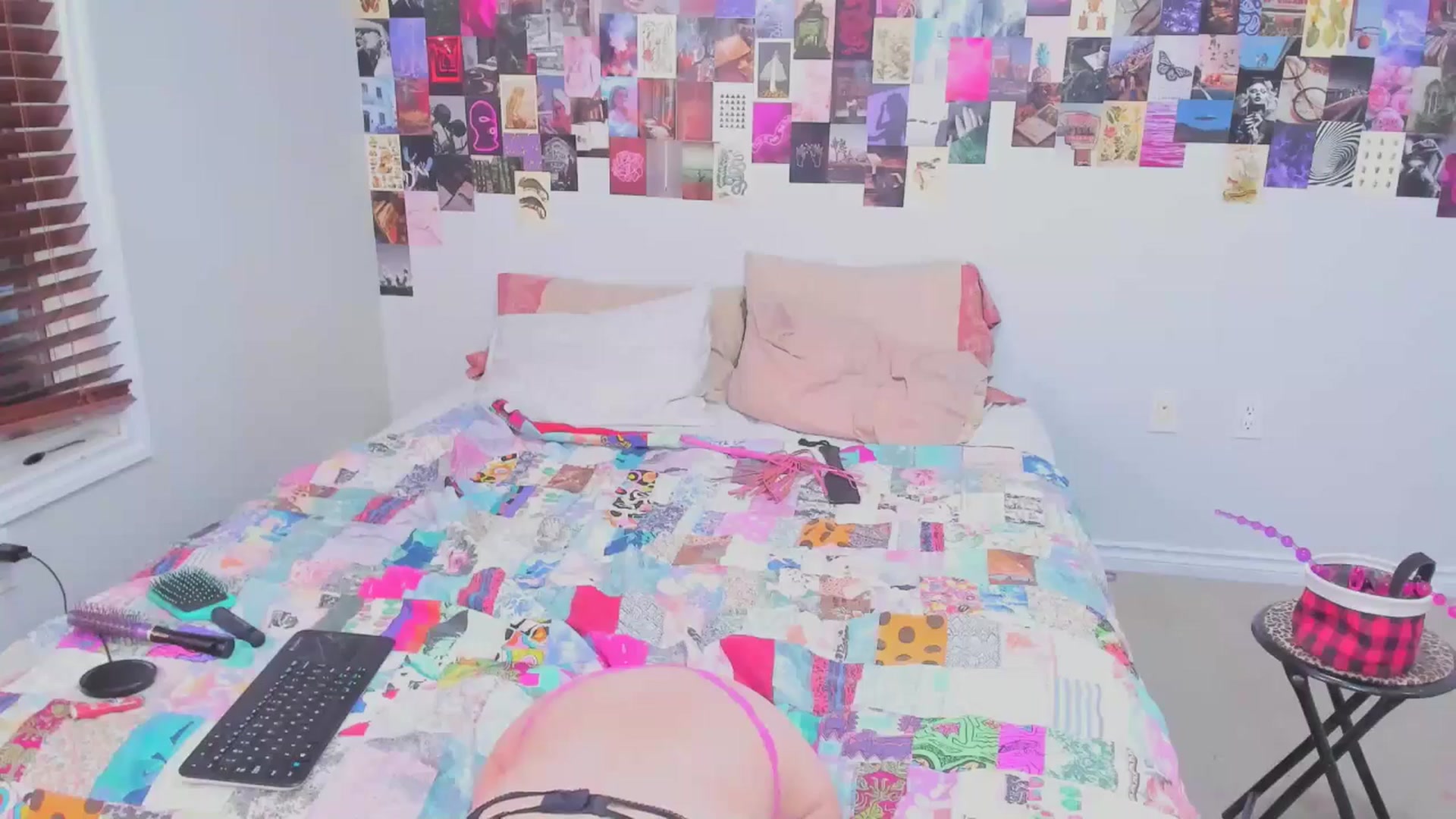 Gallery image thumbnail from ChloeNightxo's myfreecams stream on, 02/03/2025, 10:23 image 13 of 20