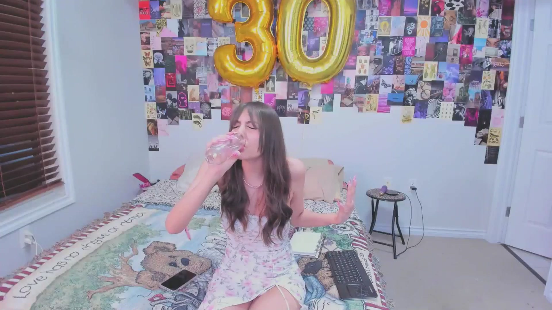 Gallery image thumbnail from ChloeNightxo's myfreecams stream on, 02/10/2025, 06:38 image 11 of 20