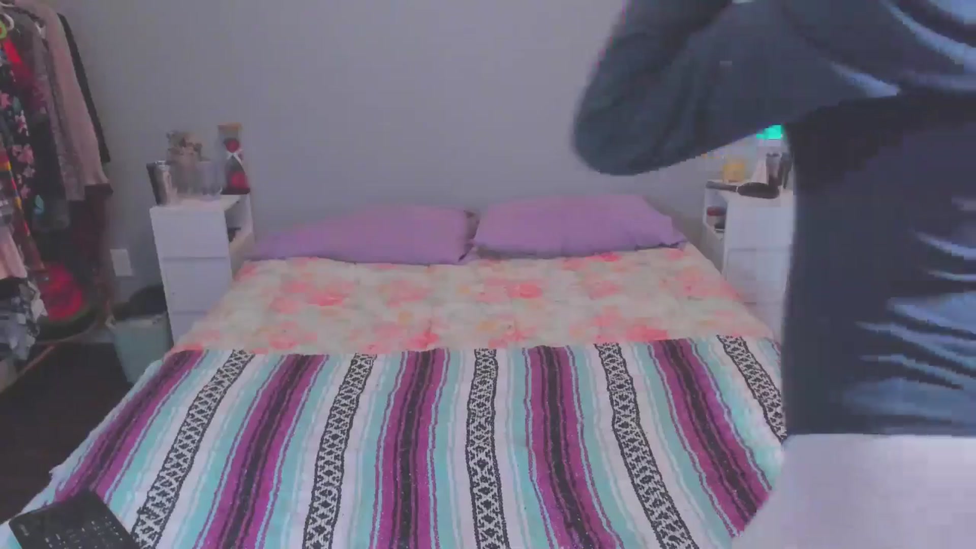Gallery image thumbnail from ChloeNightxo's myfreecams stream on, 04/30/2026, 08:18 image 4 of 20