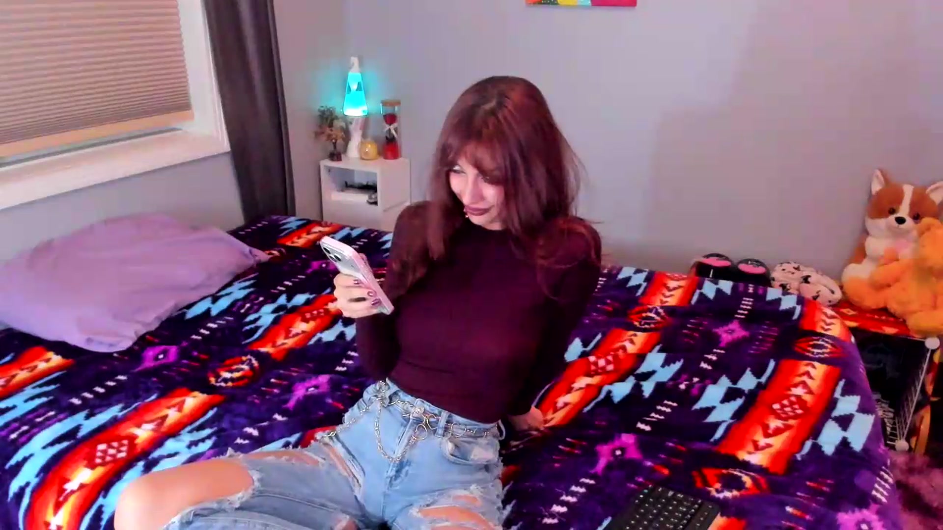 Gallery image thumbnail from ChloeNightxo's myfreecams stream on, 08/10/2026, 11:11 image 11 of 20