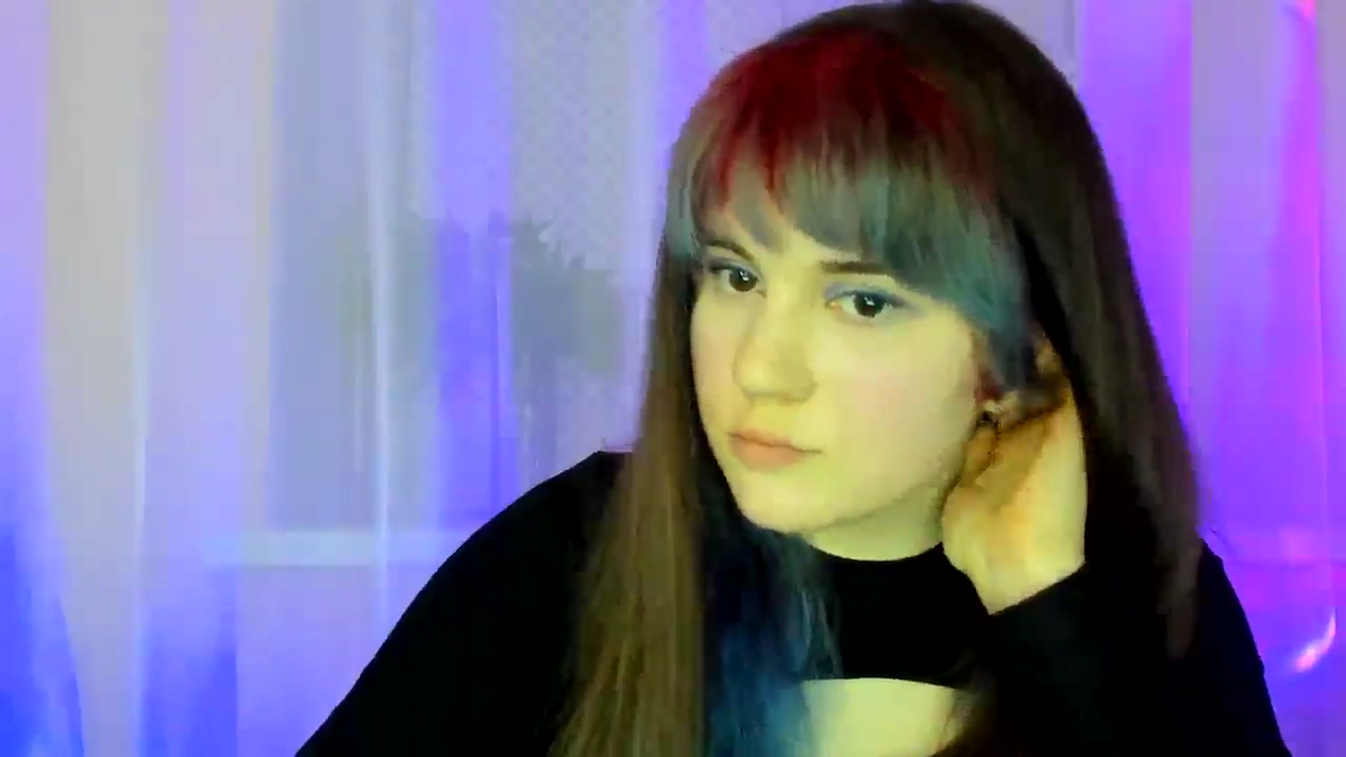 Gallery image thumbnail from ChloeQueen's myfreecams stream on, 02/15/2025, 12:57 image 10 of 20
