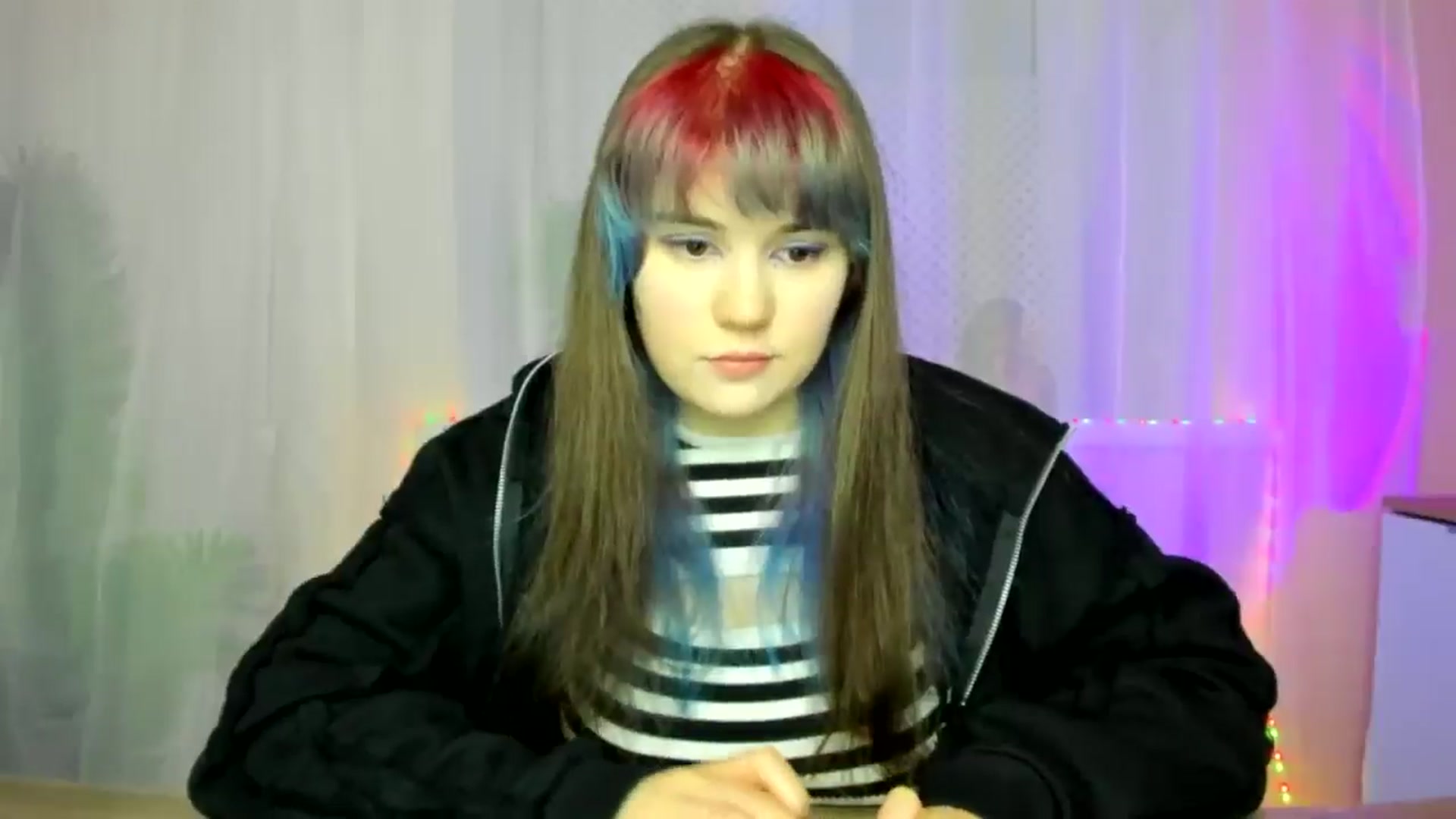 Gallery image thumbnail from ChloeQueen's myfreecams stream on, 02/16/2025, 10:00 image 4 of 20