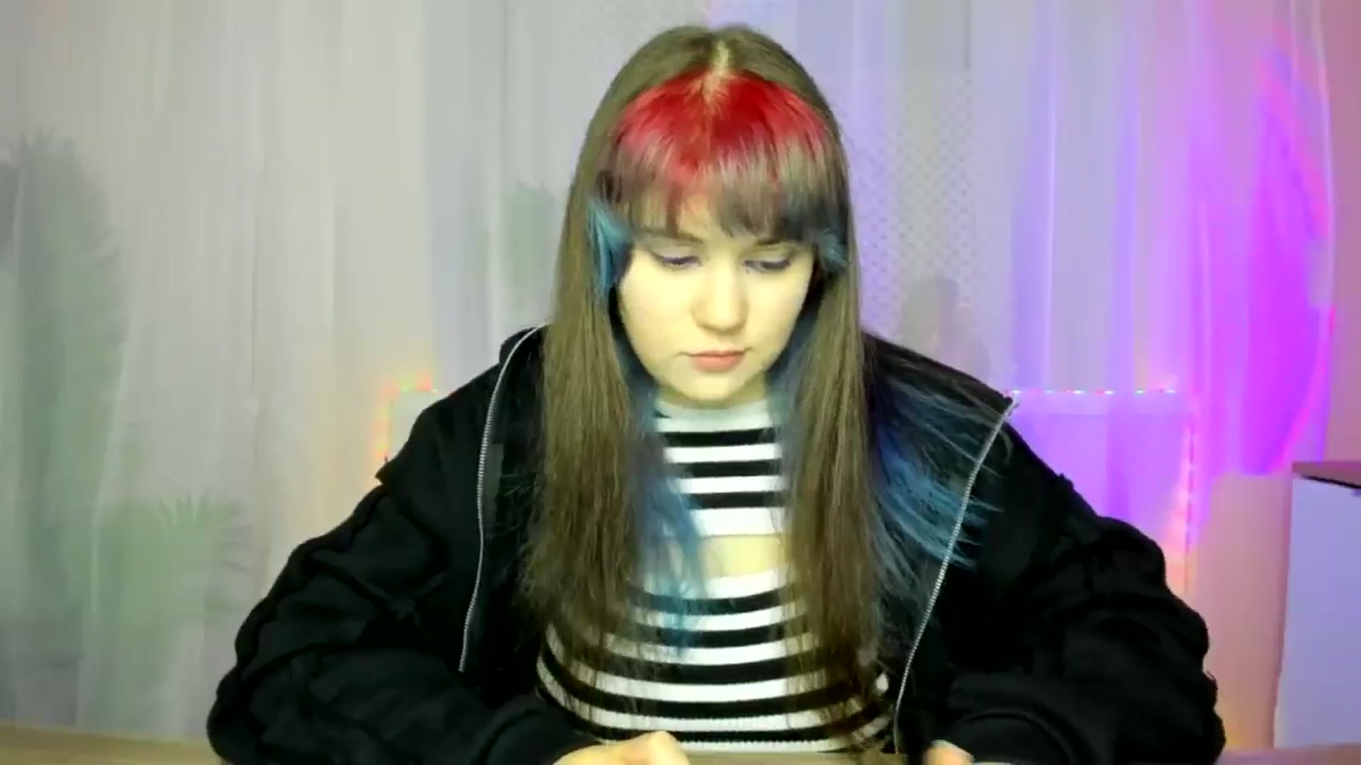 Gallery image thumbnail from ChloeQueen's myfreecams stream on, 02/16/2025, 10:00 image 8 of 20