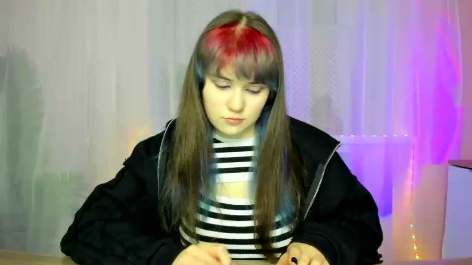 Gallery image thumbnail from ChloeQueen's myfreecams stream on, 02/16/2025, 10:00 image 1 of 20