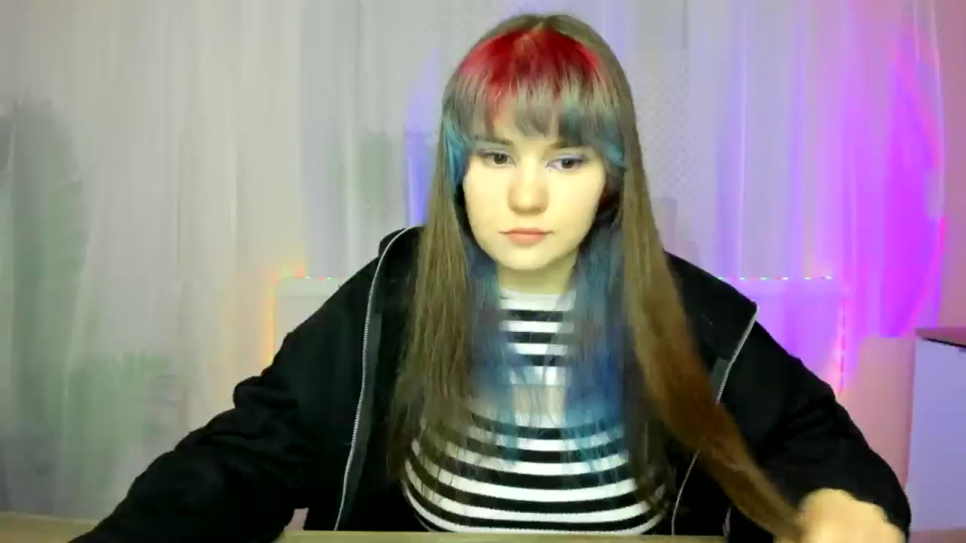 Gallery image thumbnail from ChloeQueen's myfreecams stream on, 02/16/2025, 10:13 image 17 of 20