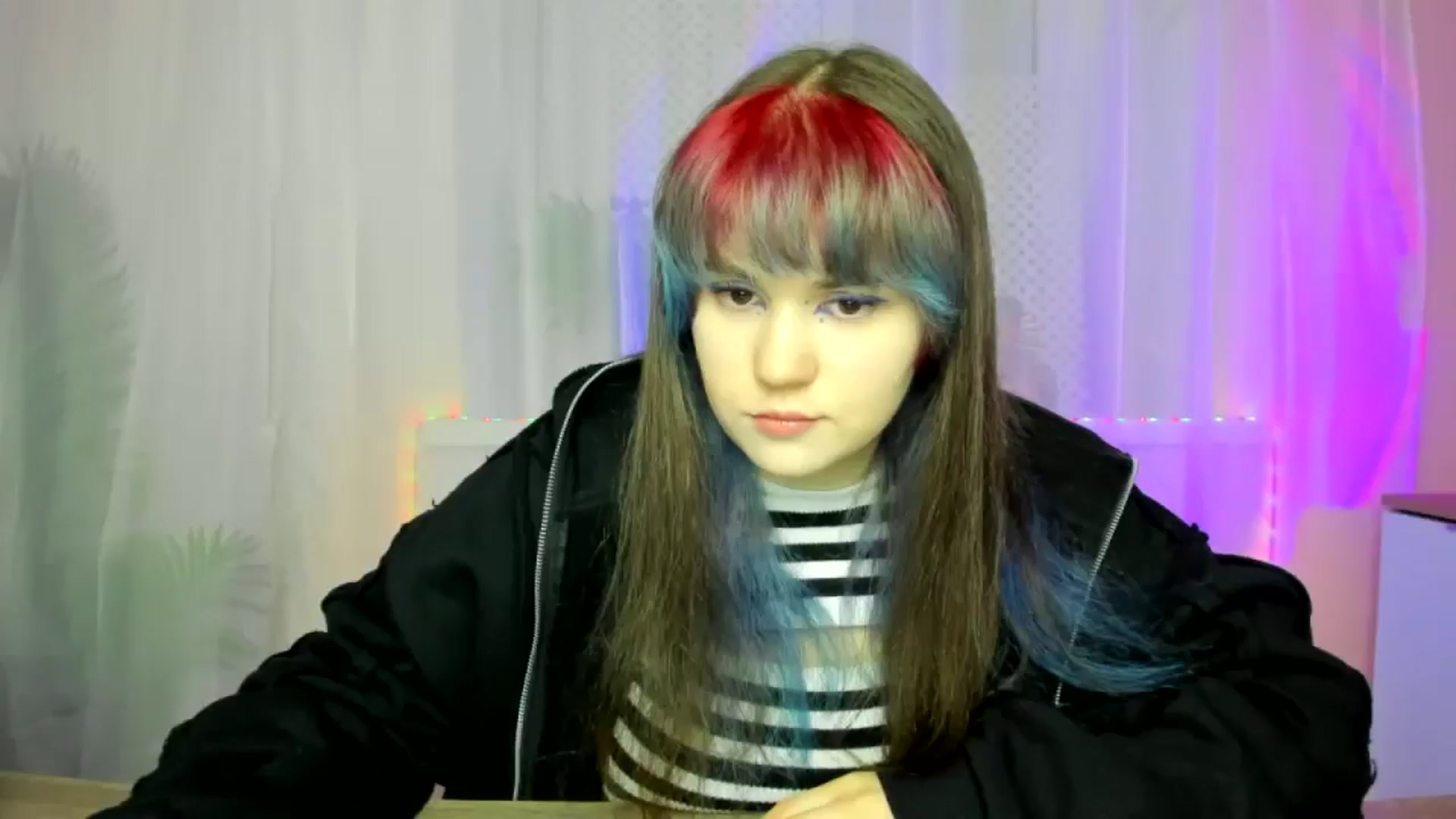Gallery image thumbnail from ChloeQueen's myfreecams stream on, 02/16/2025, 10:13 image 2 of 20