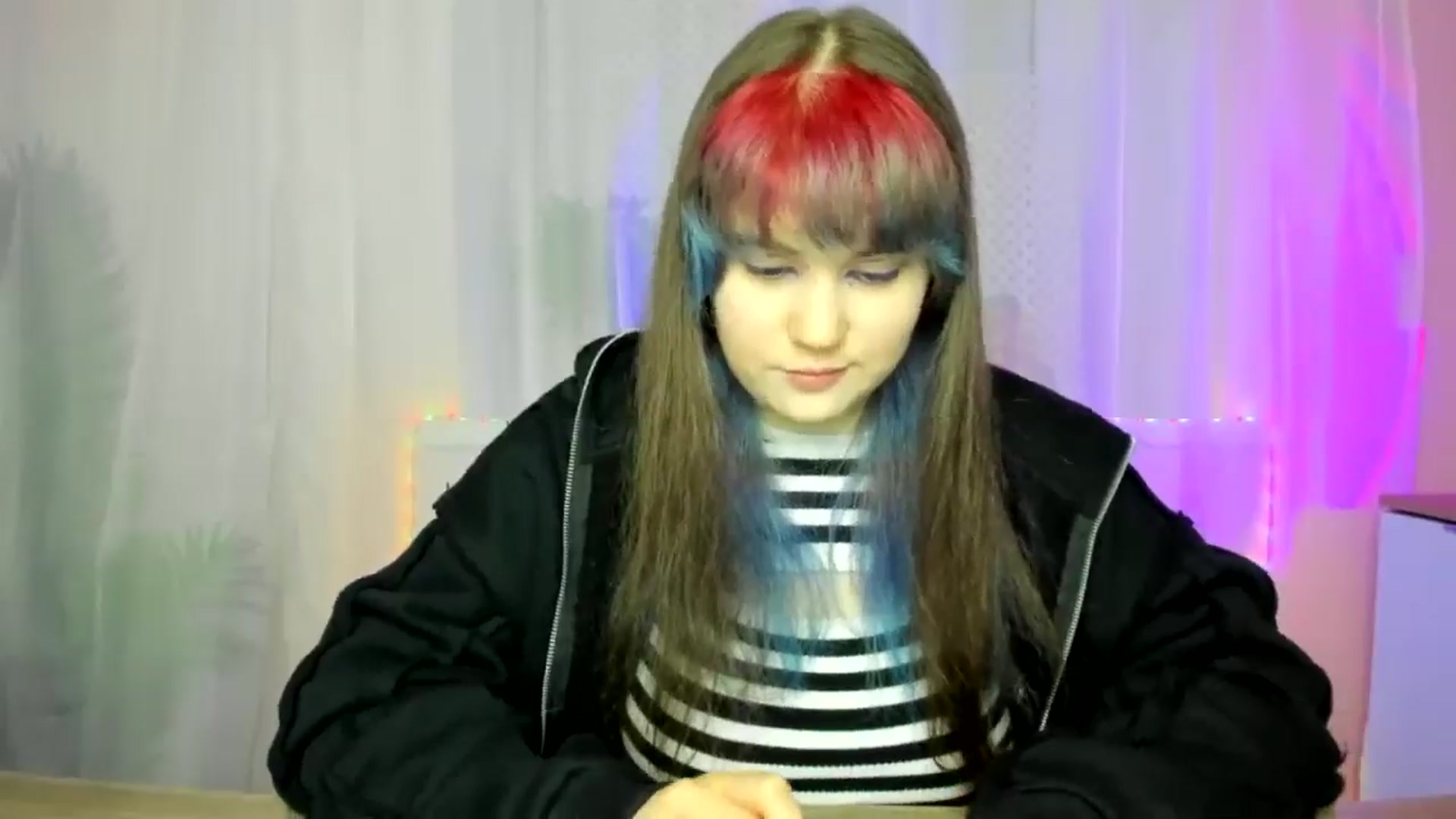 Gallery image thumbnail from ChloeQueen's myfreecams stream on, 02/16/2025, 10:13 image 15 of 20