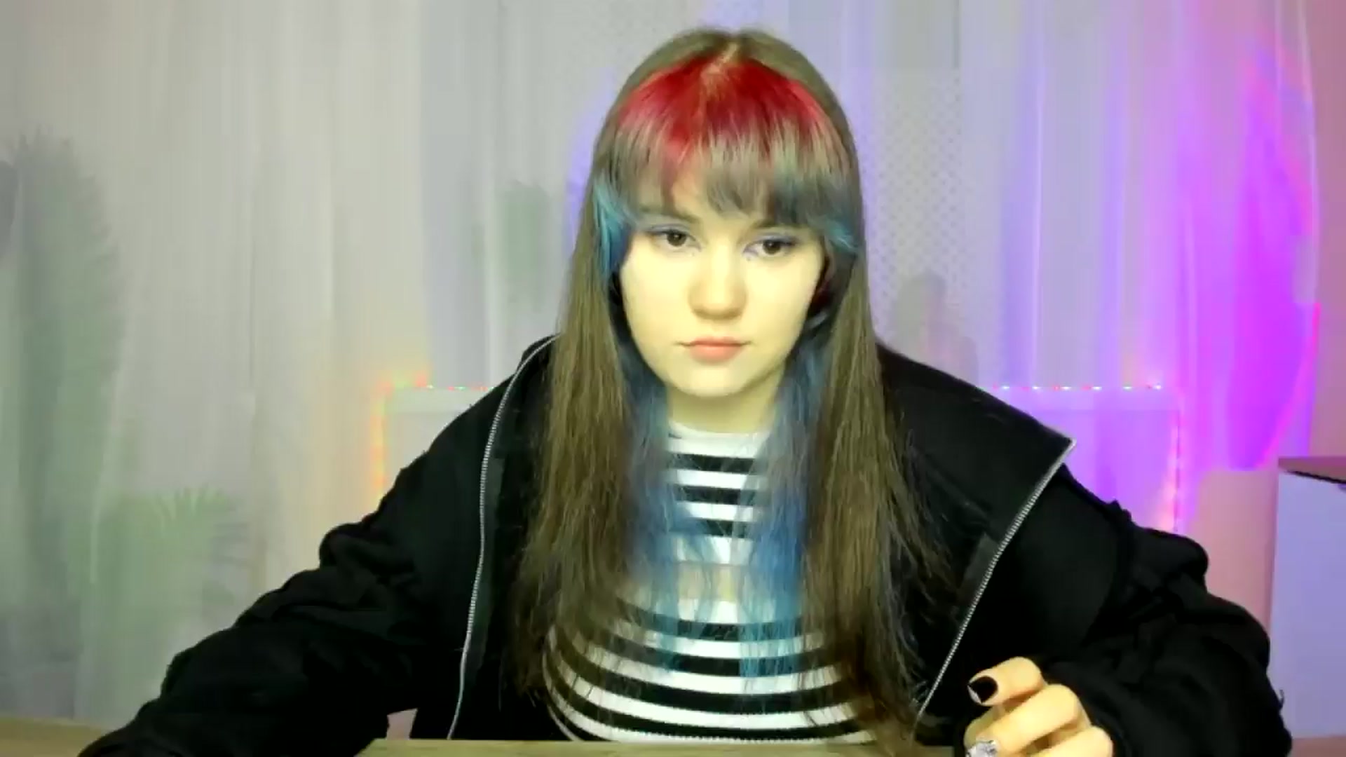 Gallery image thumbnail from ChloeQueen's myfreecams stream on, 02/16/2025, 10:13 image 12 of 20