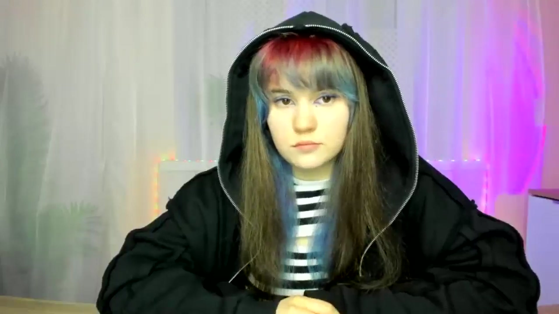 Gallery image thumbnail from ChloeQueen's myfreecams stream on, 02/16/2025, 10:57 image 17 of 20