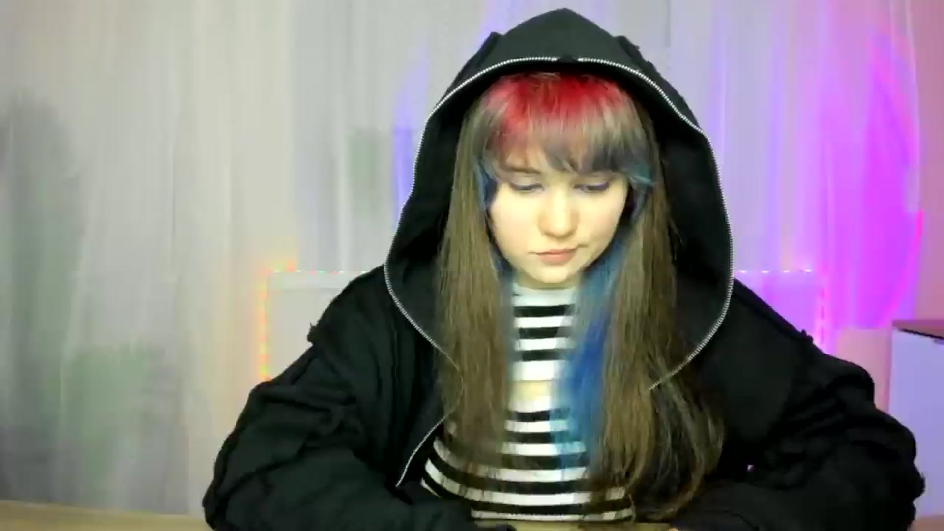 Gallery image thumbnail from ChloeQueen's myfreecams stream on, 02/16/2025, 10:57 image 14 of 20