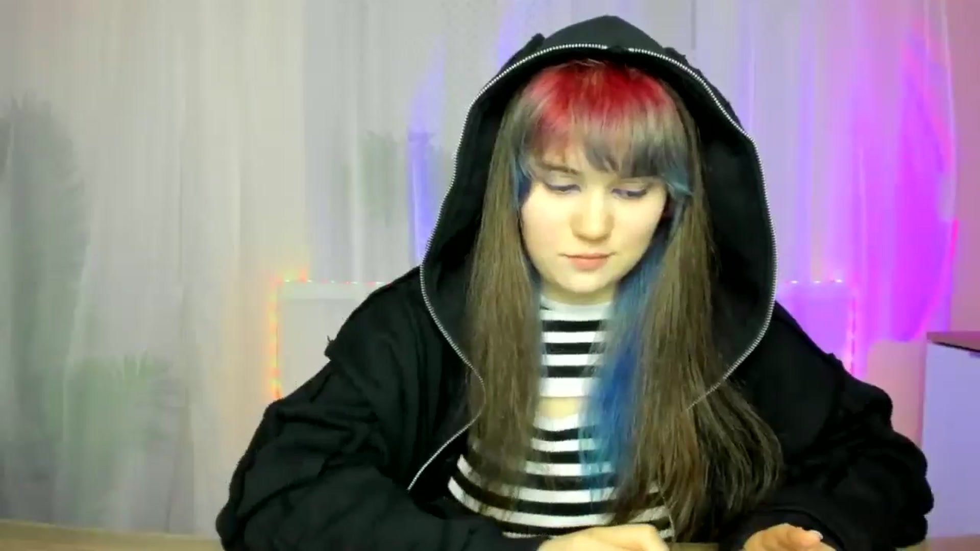 Gallery image thumbnail from ChloeQueen's myfreecams stream on, 02/16/2025, 10:57 image 13 of 20
