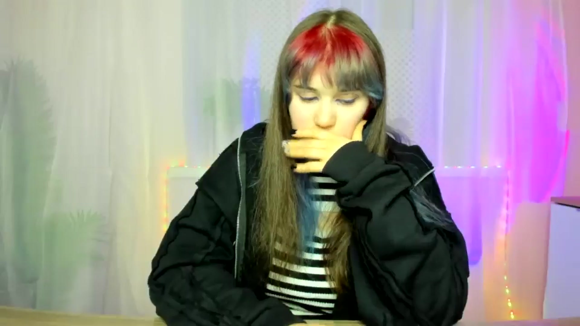 Gallery image thumbnail from ChloeQueen's myfreecams stream on, 02/16/2025, 11:41 image 10 of 20