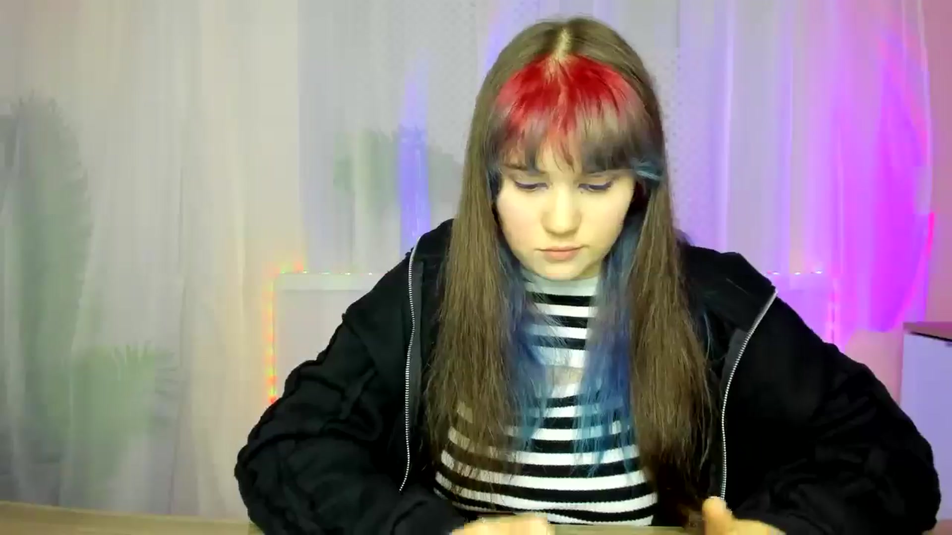 Gallery image thumbnail from ChloeQueen's myfreecams stream on, 02/16/2025, 11:41 image 20 of 20
