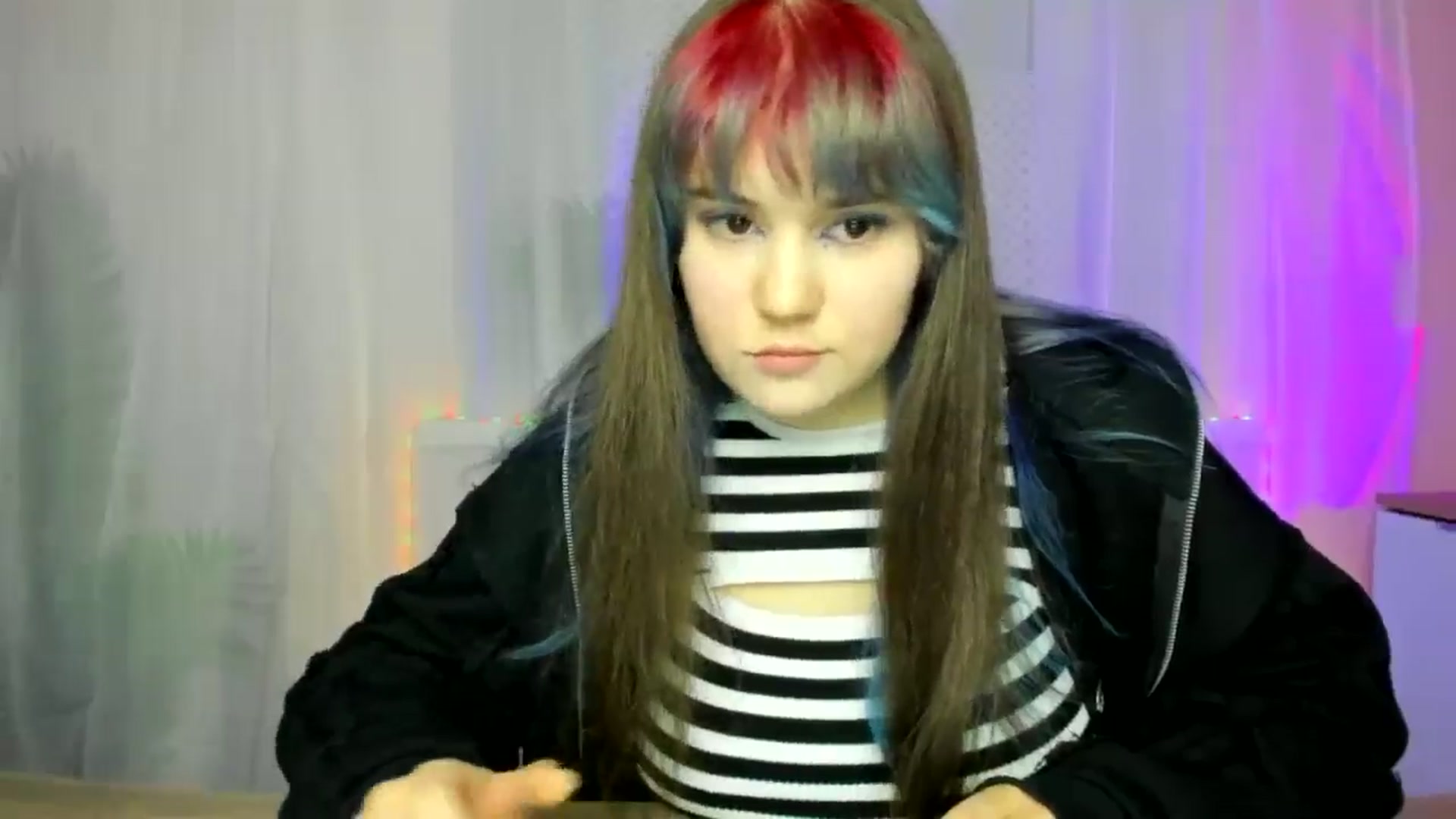 Gallery image thumbnail from ChloeQueen's myfreecams stream on, 02/16/2025, 11:41 image 5 of 20