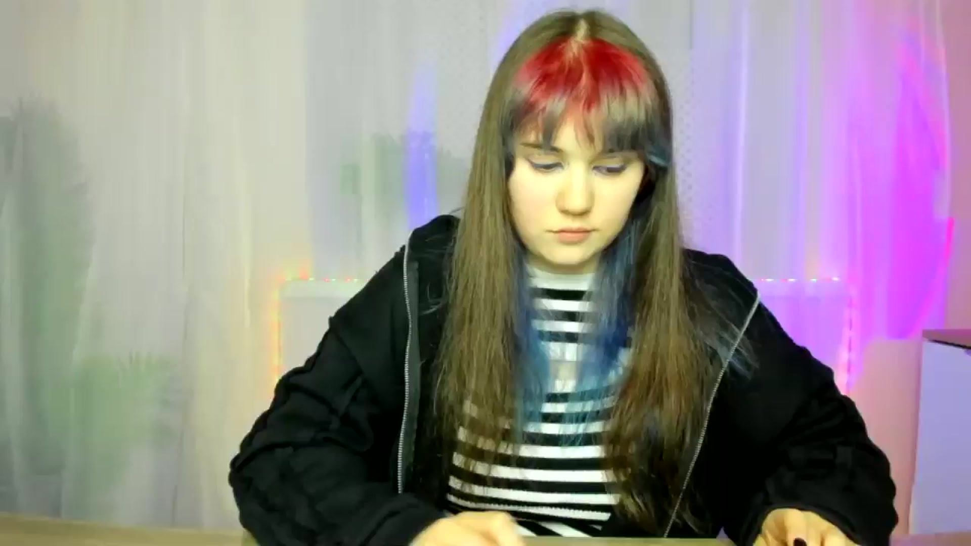Gallery image thumbnail from ChloeQueen's myfreecams stream on, 02/16/2025, 11:41 image 11 of 20