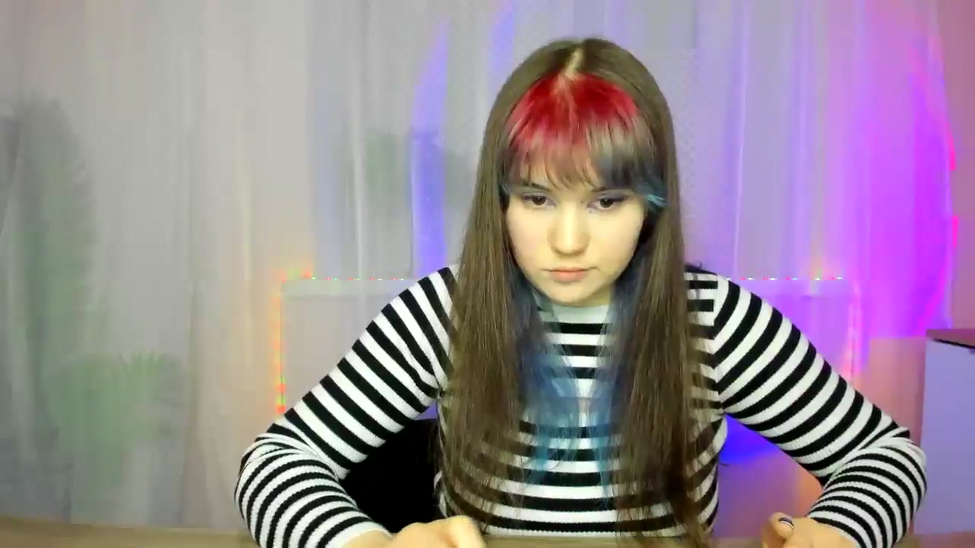 Gallery image thumbnail from ChloeQueen's myfreecams stream on, 02/16/2025, 12:25 image 5 of 20