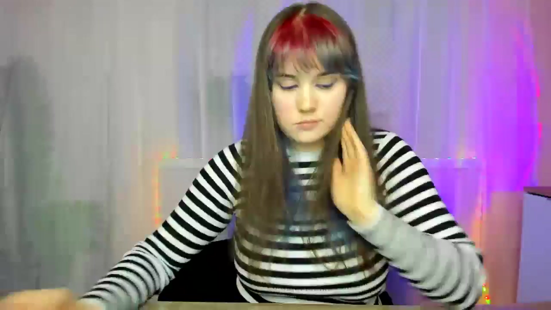 Gallery image thumbnail from ChloeQueen's myfreecams stream on, 02/16/2025, 12:25 image 2 of 20