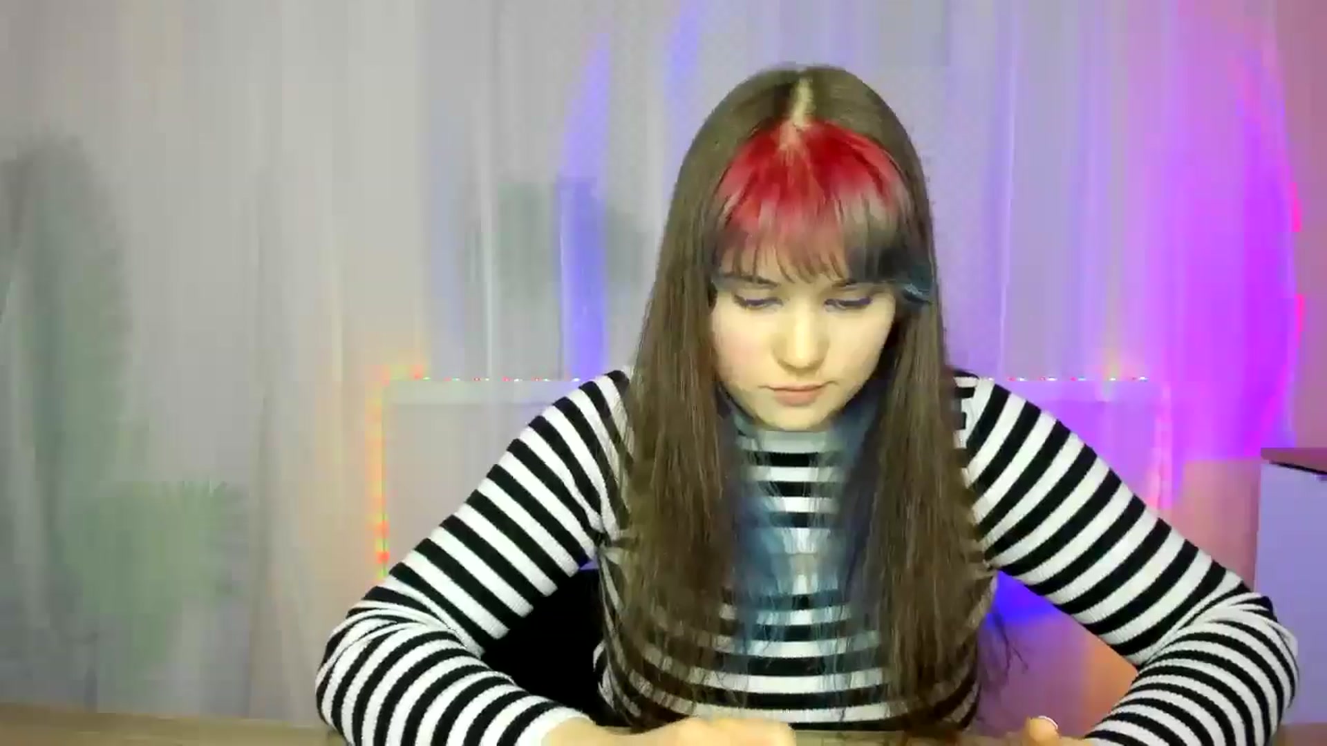 Gallery image thumbnail from ChloeQueen's myfreecams stream on, 02/16/2025, 12:25 image 19 of 20