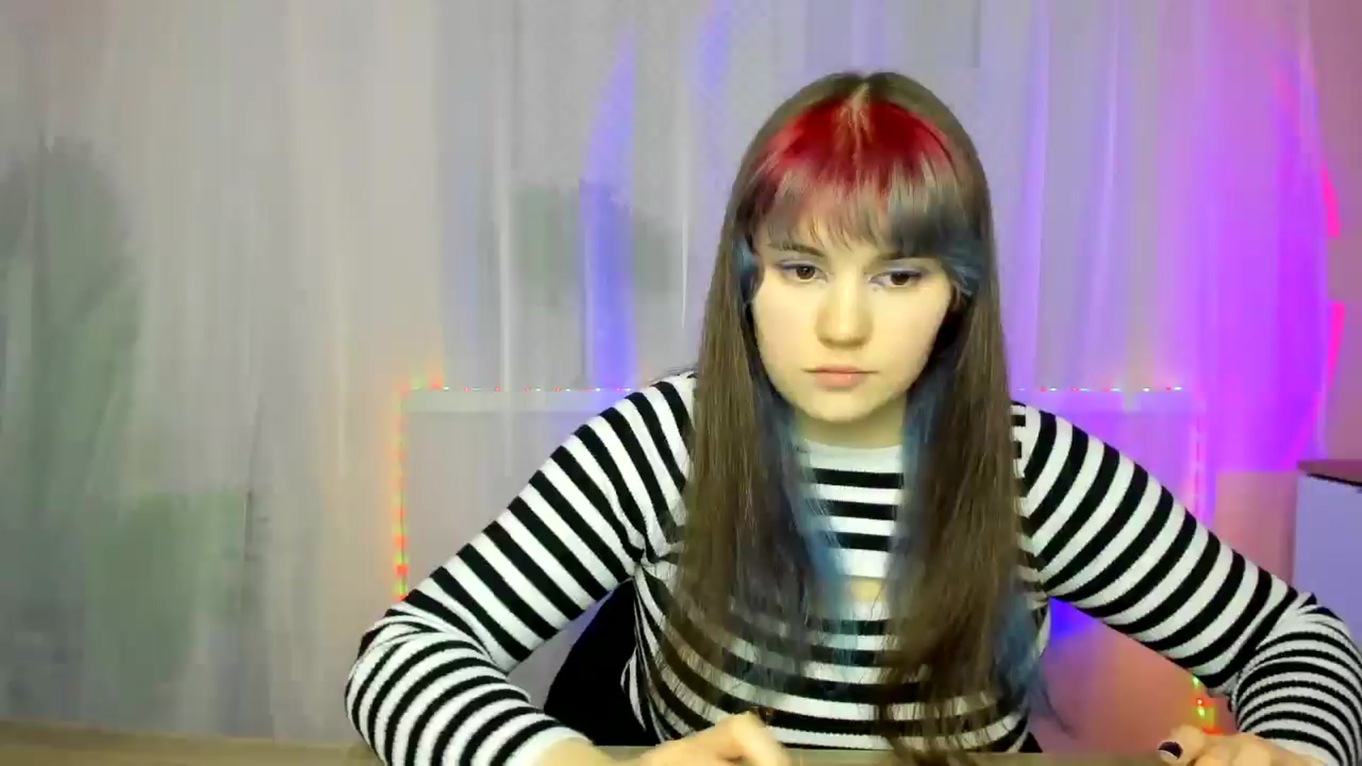 Gallery image thumbnail from ChloeQueen's myfreecams stream on, 02/16/2025, 13:29 image 17 of 20