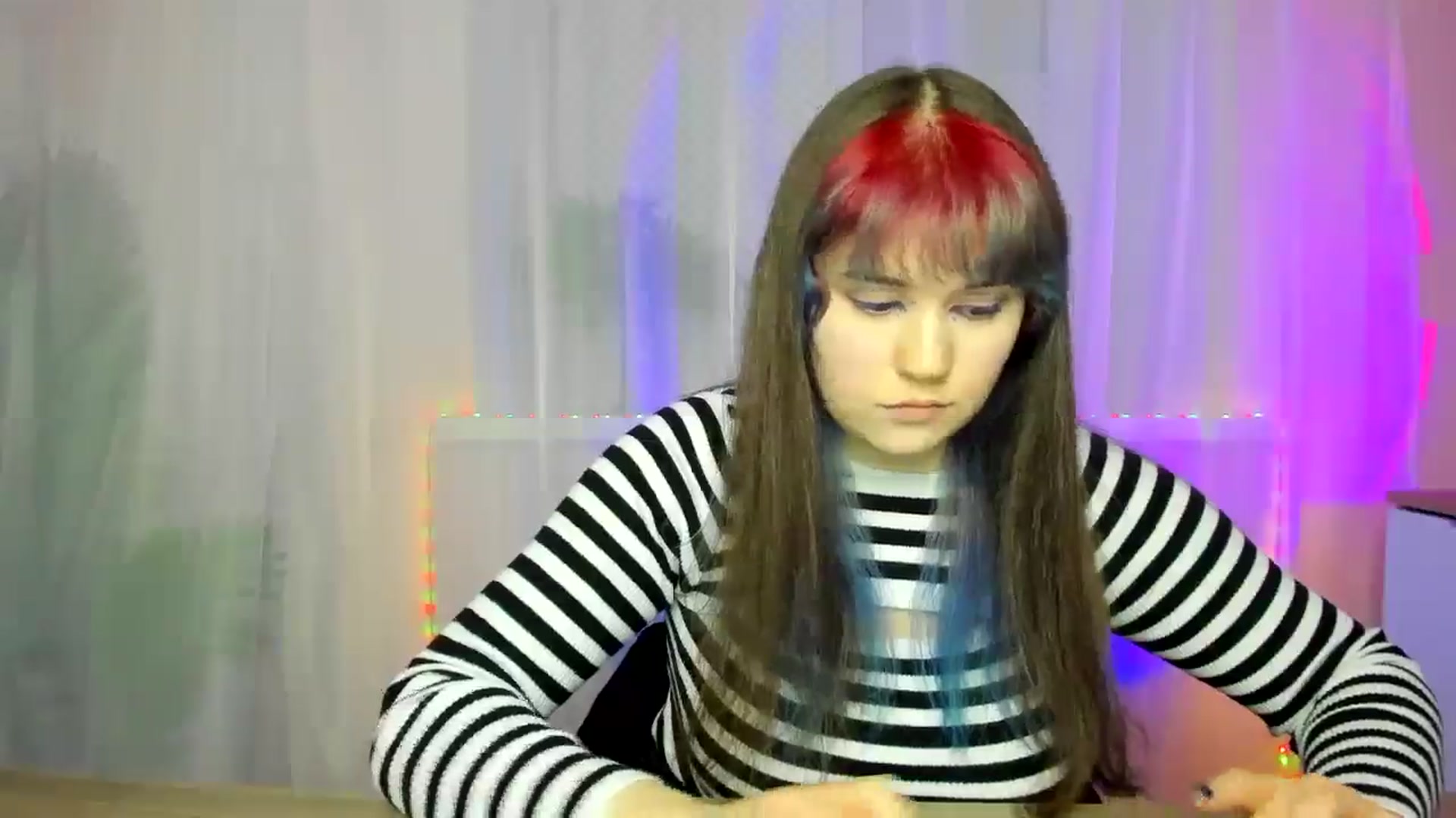 Gallery image thumbnail from ChloeQueen's myfreecams stream on, 02/16/2025, 13:29 image 8 of 20