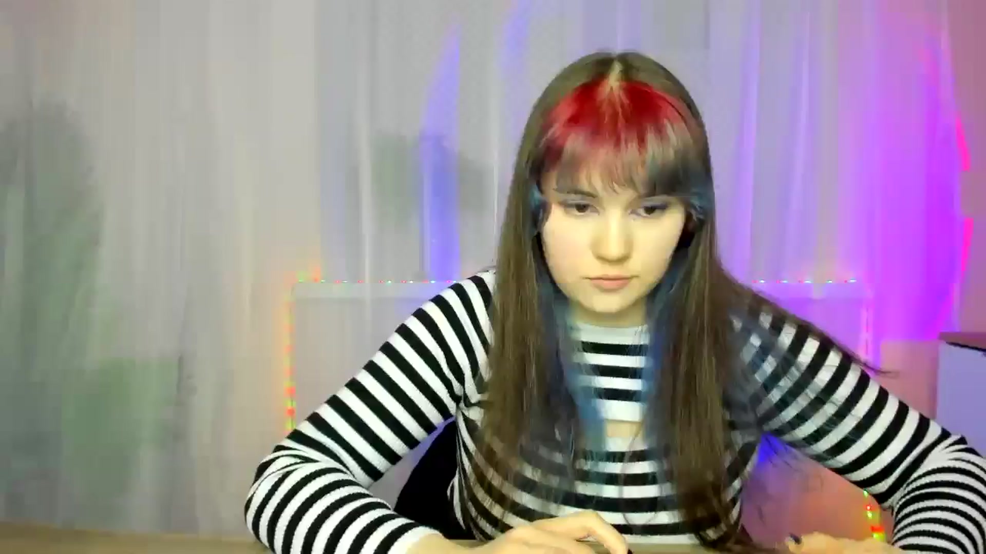 Gallery image thumbnail from ChloeQueen's myfreecams stream on, 02/16/2025, 13:29 image 19 of 20