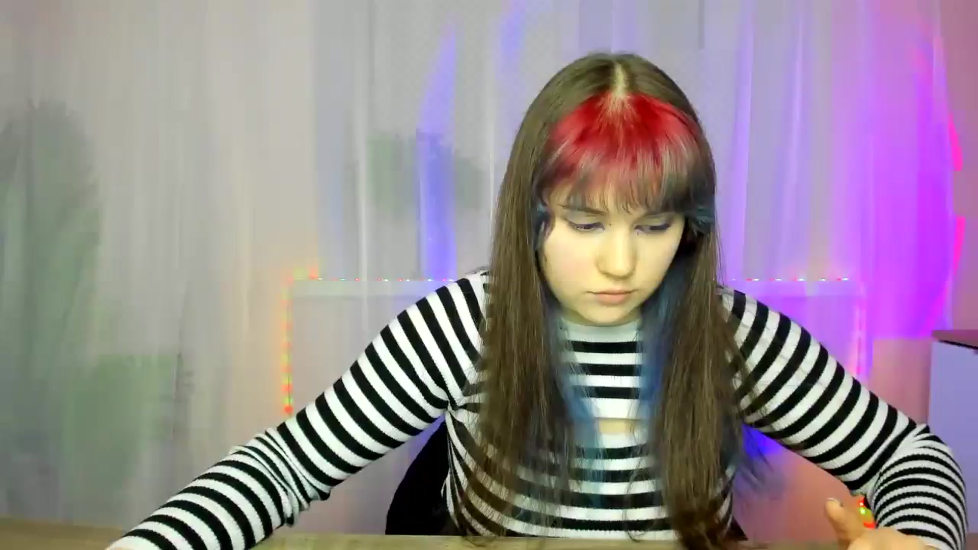 Gallery image thumbnail from ChloeQueen's myfreecams stream on, 02/16/2025, 13:29 image 20 of 20