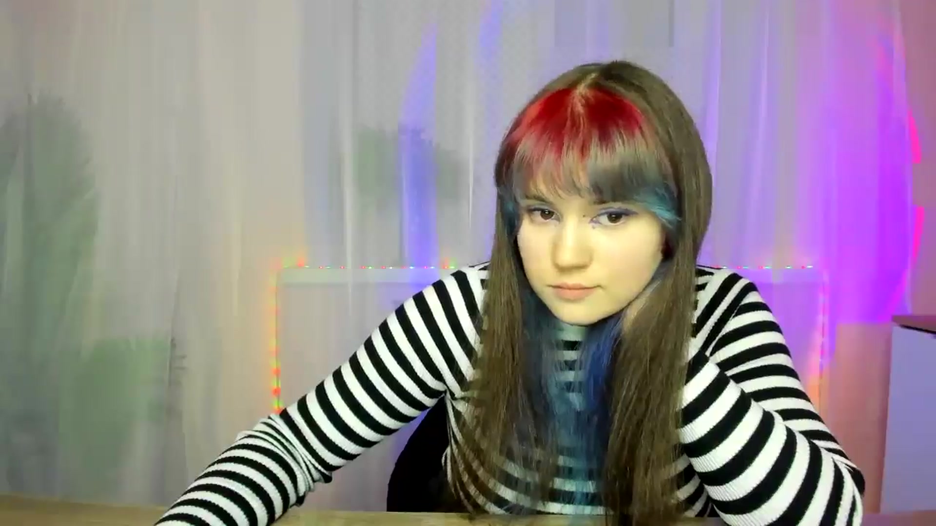 Gallery image thumbnail from ChloeQueen's myfreecams stream on, 02/16/2025, 13:55 image 15 of 20