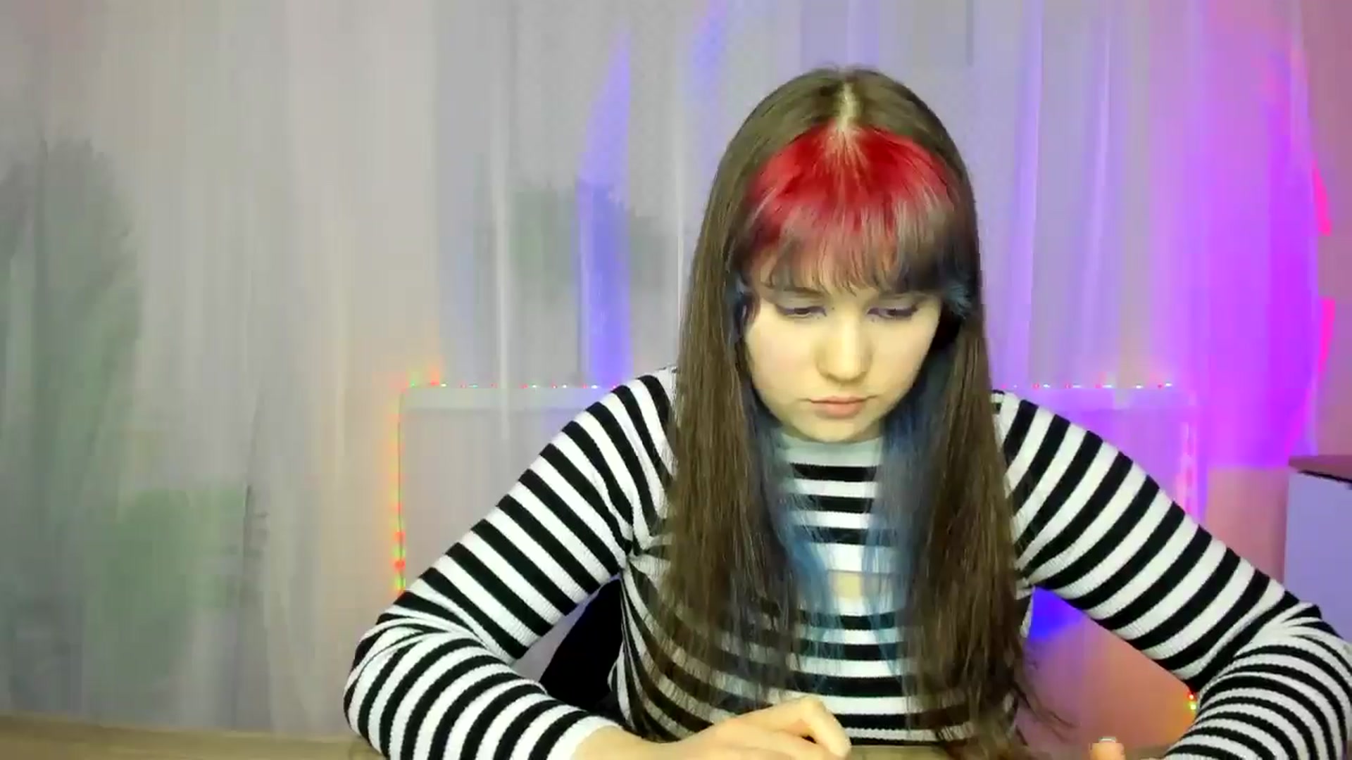 Gallery image thumbnail from ChloeQueen's myfreecams stream on, 02/16/2025, 13:55 image 7 of 20